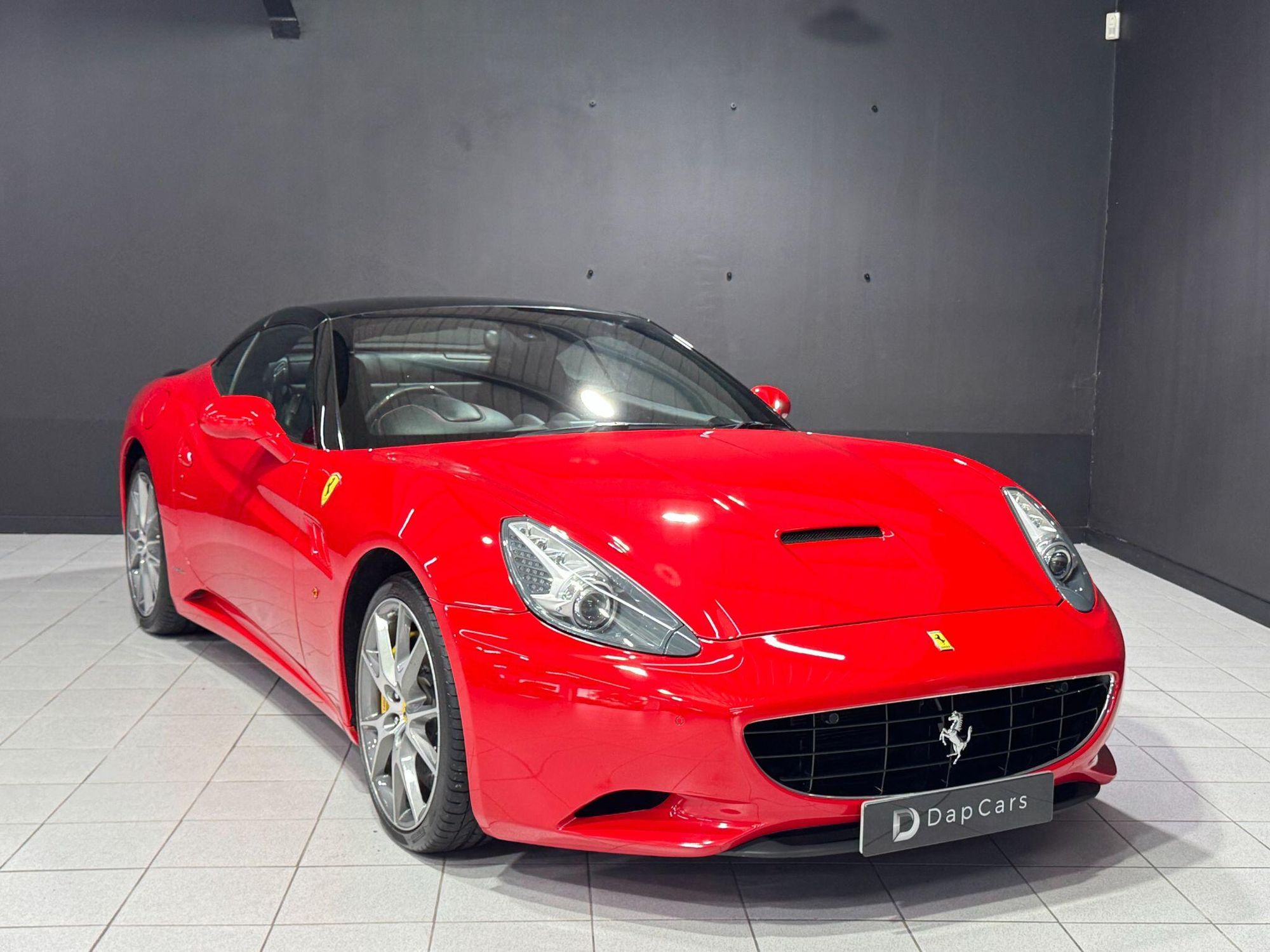 FERRARI CALIFORNIA CONVERTIBLE 2+ 2dr F1 for sale UK - Slide 7
