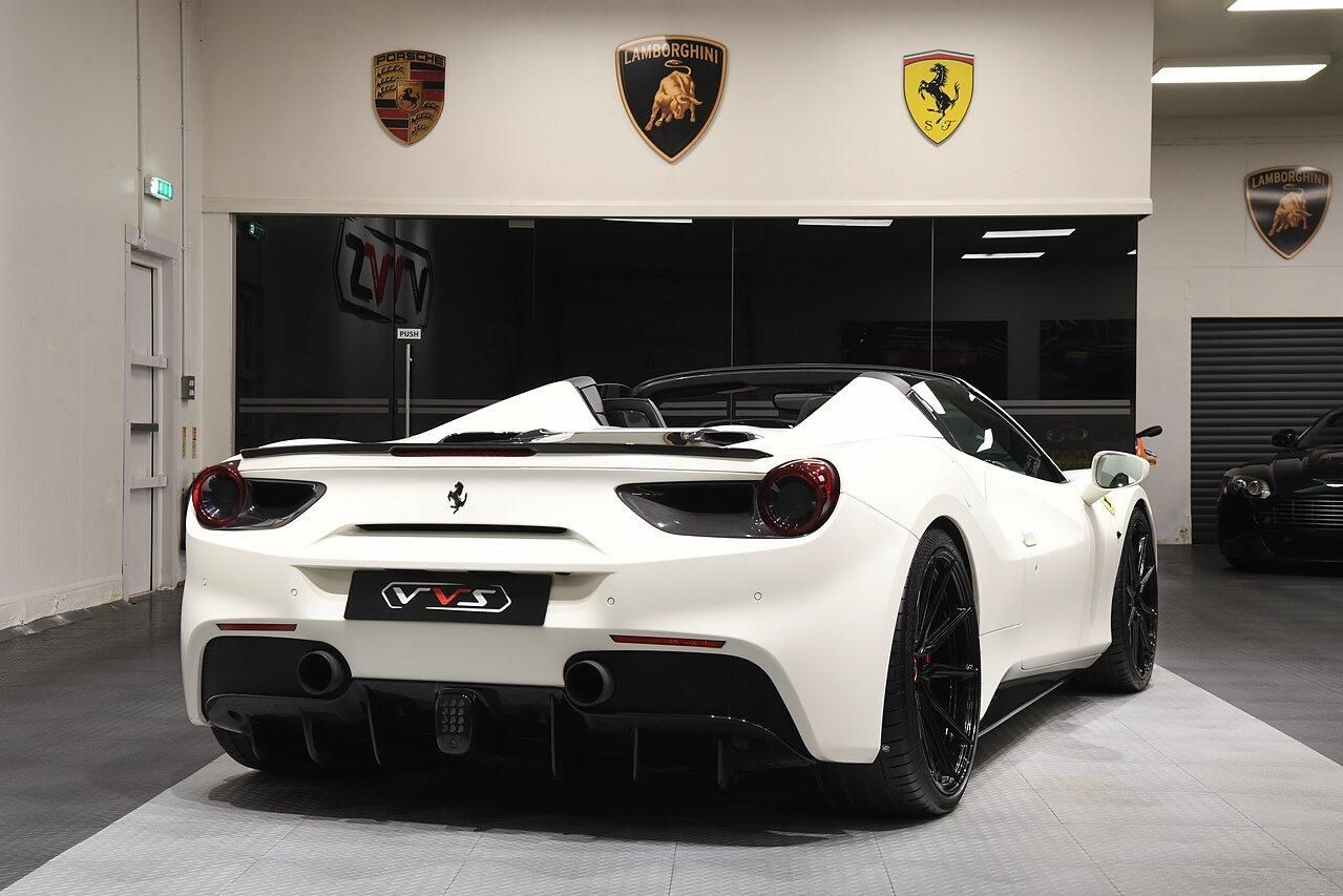 FERRARI 488 CONVERTIBLE Spider 2dr Auto for sale UK - Slide 3