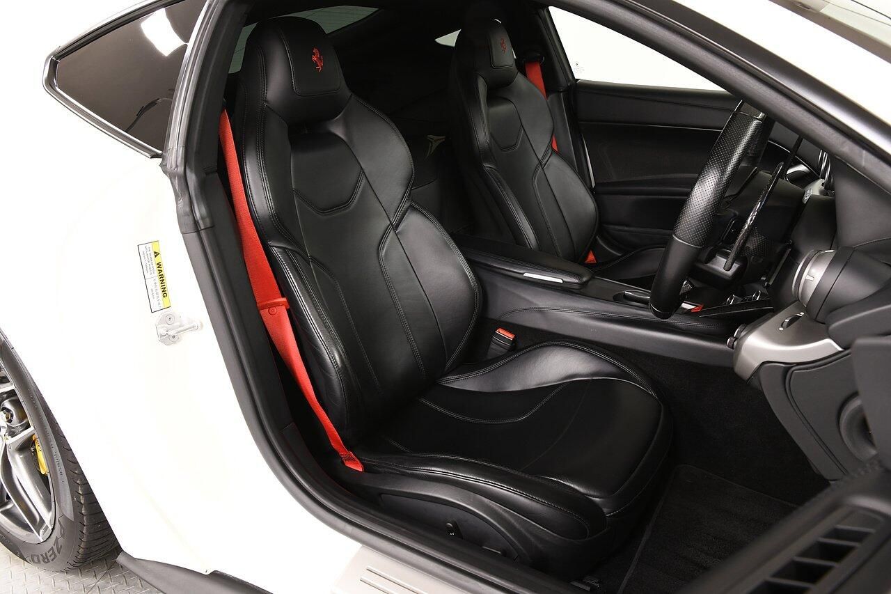 FERRARI F12 BERLINETTA COUPE 2dr Auto [HELE] for sale UK - Slide 7