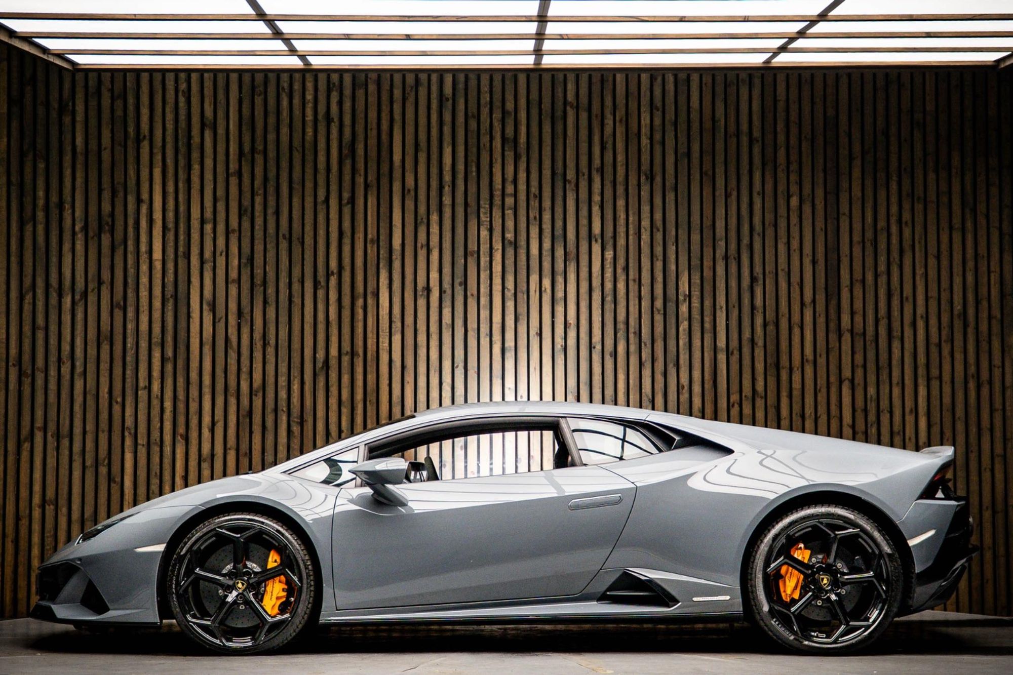 LAMBORGHINI HURACAN COUPE LP 640-4 Performante 2dr LDF for sale UK - Slide 7