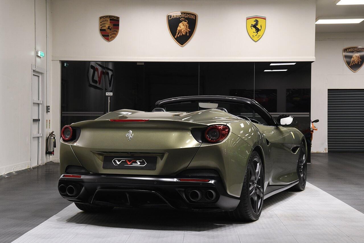 FERRARI PORTOFINO CONVERTIBLE GT 2dr Auto for sale UK - Slide 3