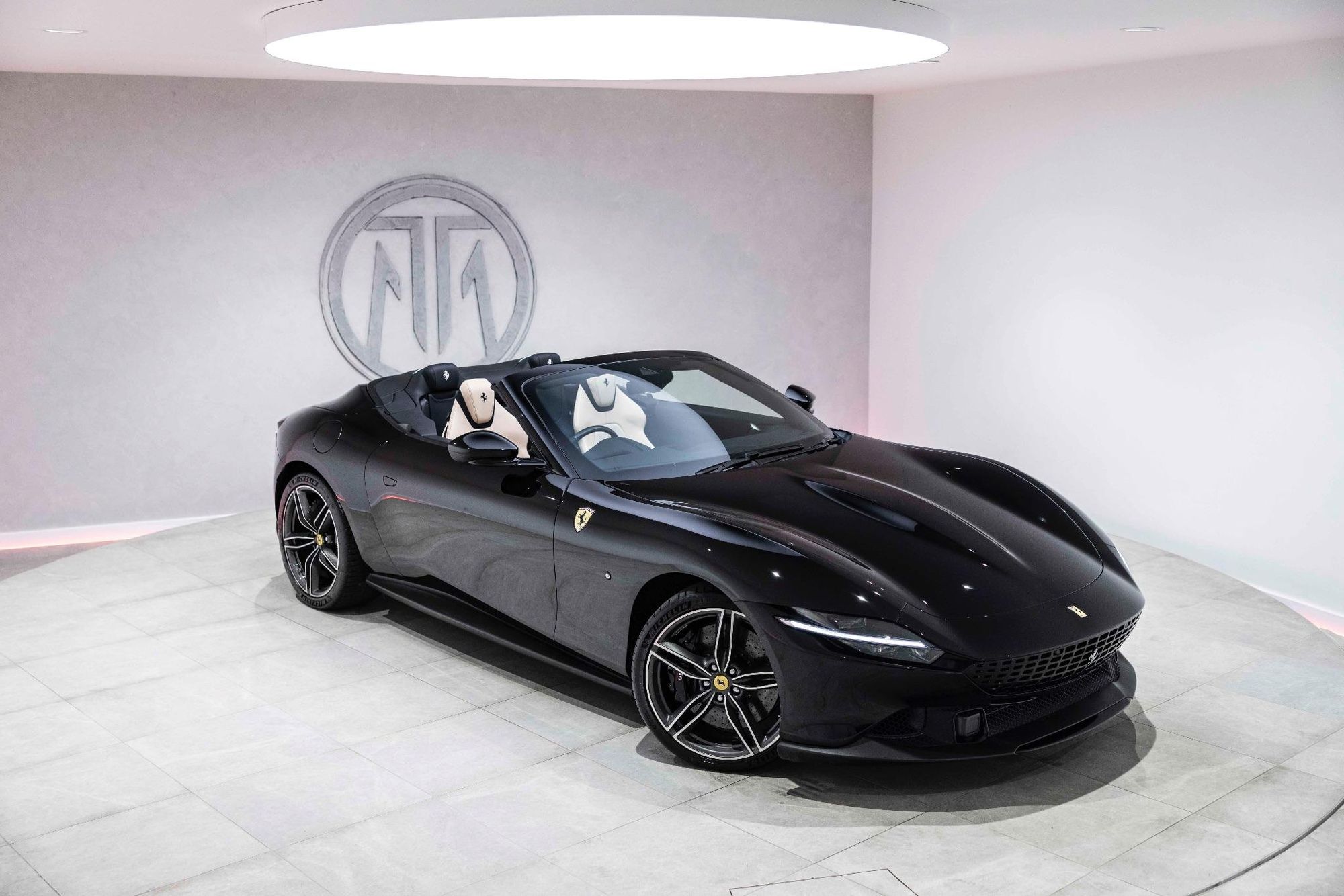 FERRARI ROMA SPIDER 2dr Auto for sale UK - Slide 2