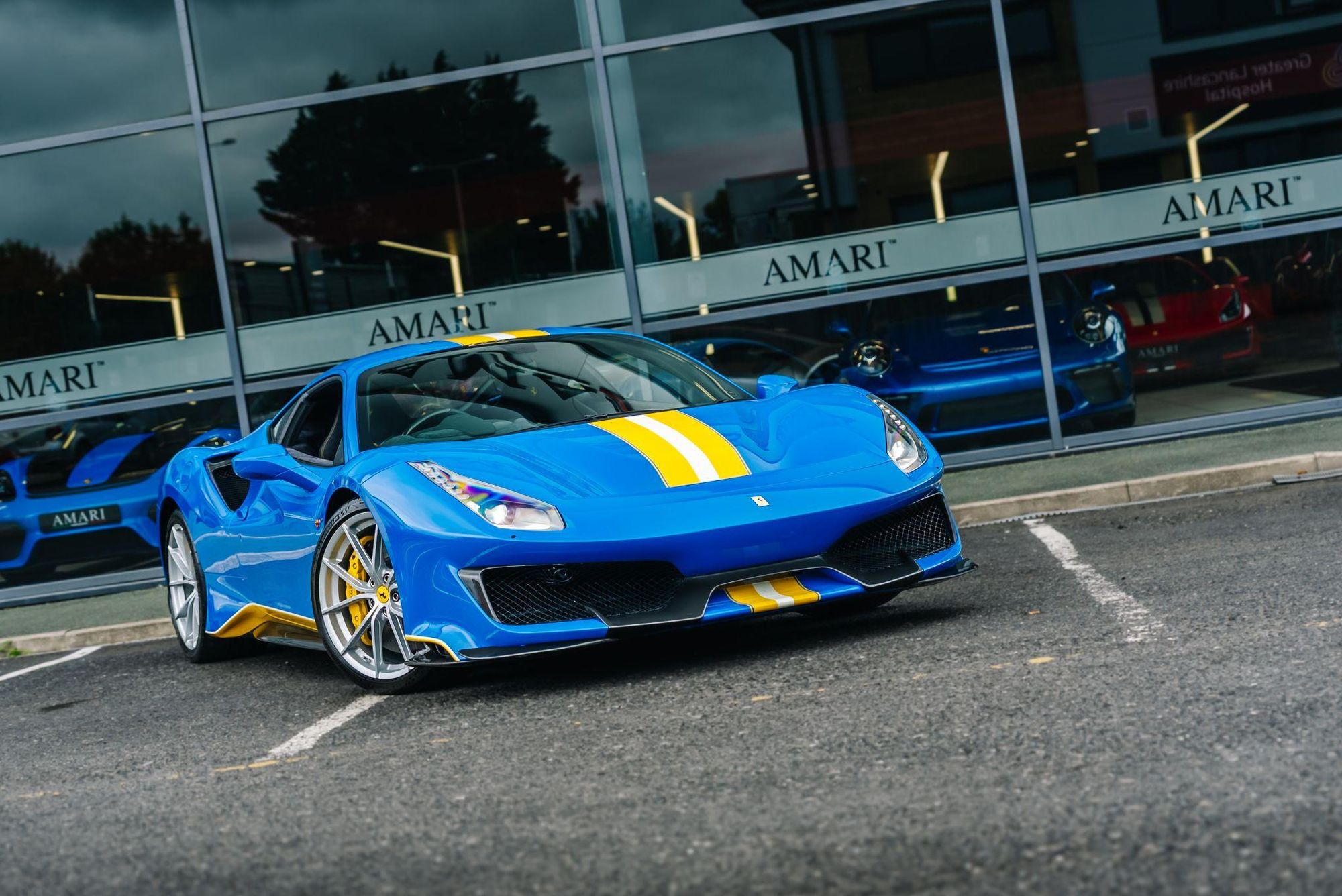 FERRARI 488 PISTA COUPE 2dr Auto for sale UK - Slide 10