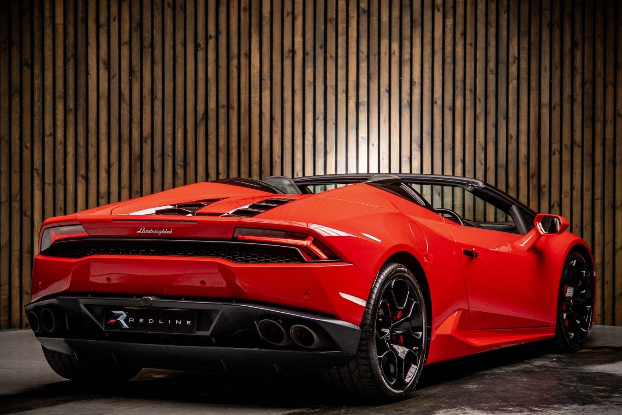 LAMBORGHINI HURACAN SPYDER LP 610-4 2dr LDF for sale UK - Slide 4