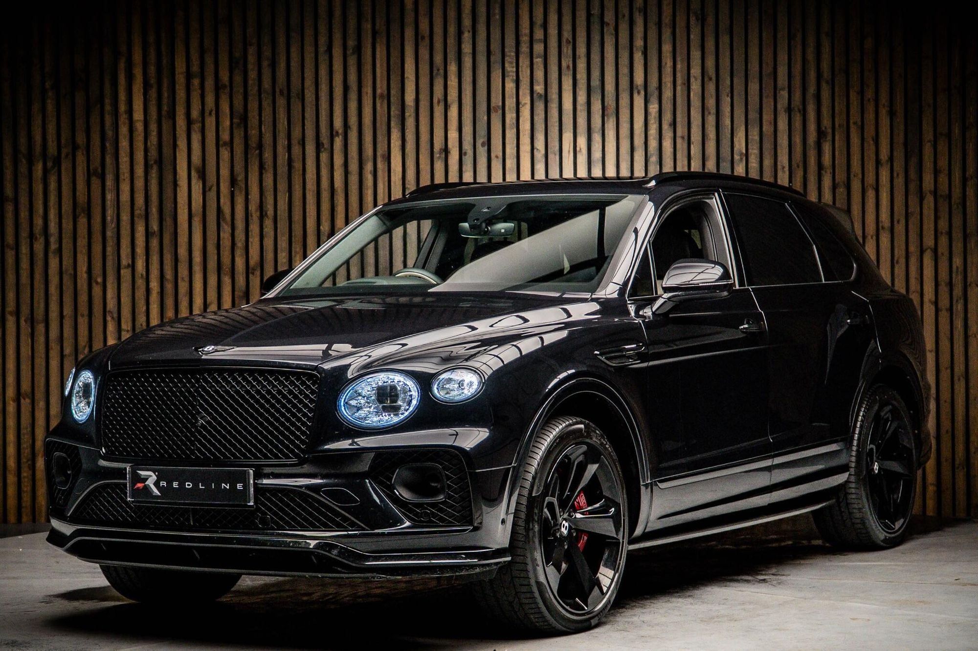 BENTLEY BENTAYGA ESTATE 4.0 V8 5dr Auto for sale UK - Slide 8