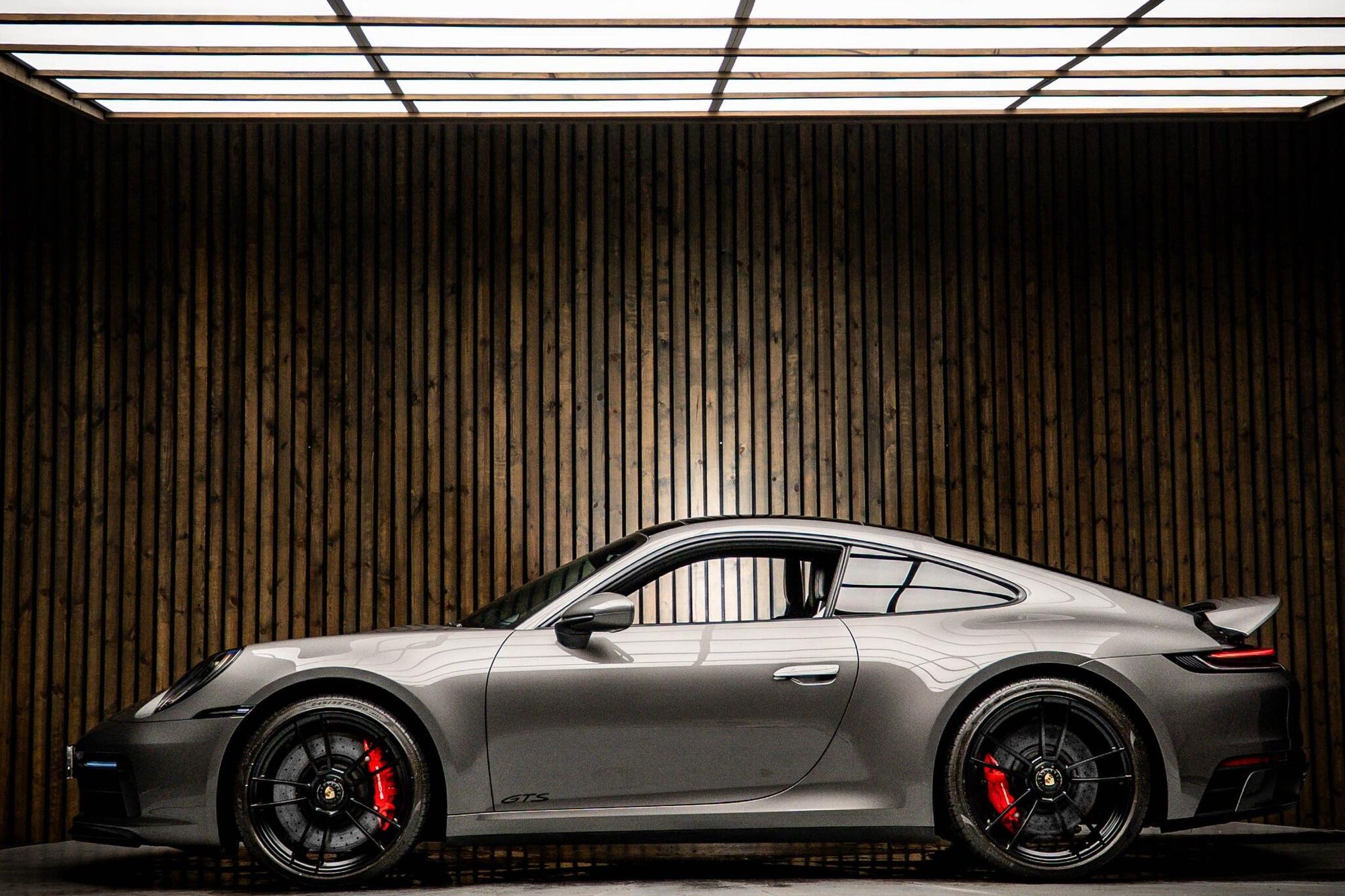 PORSCHE 911 [992] CARRERA COUPE GTS 2dr for sale UK - Slide 7