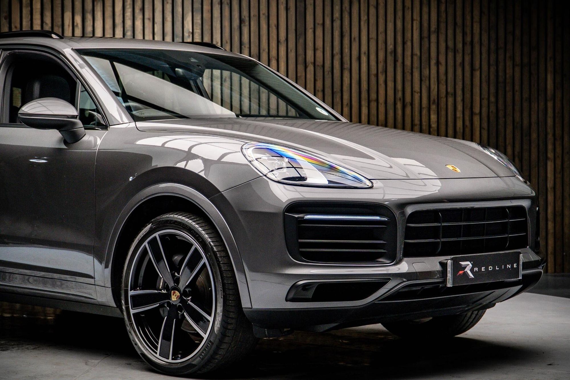 Porsche Cayenne 3.0 V6 Black Edition Tiptronic S 5 Door Auto for sale UK - Slide 10