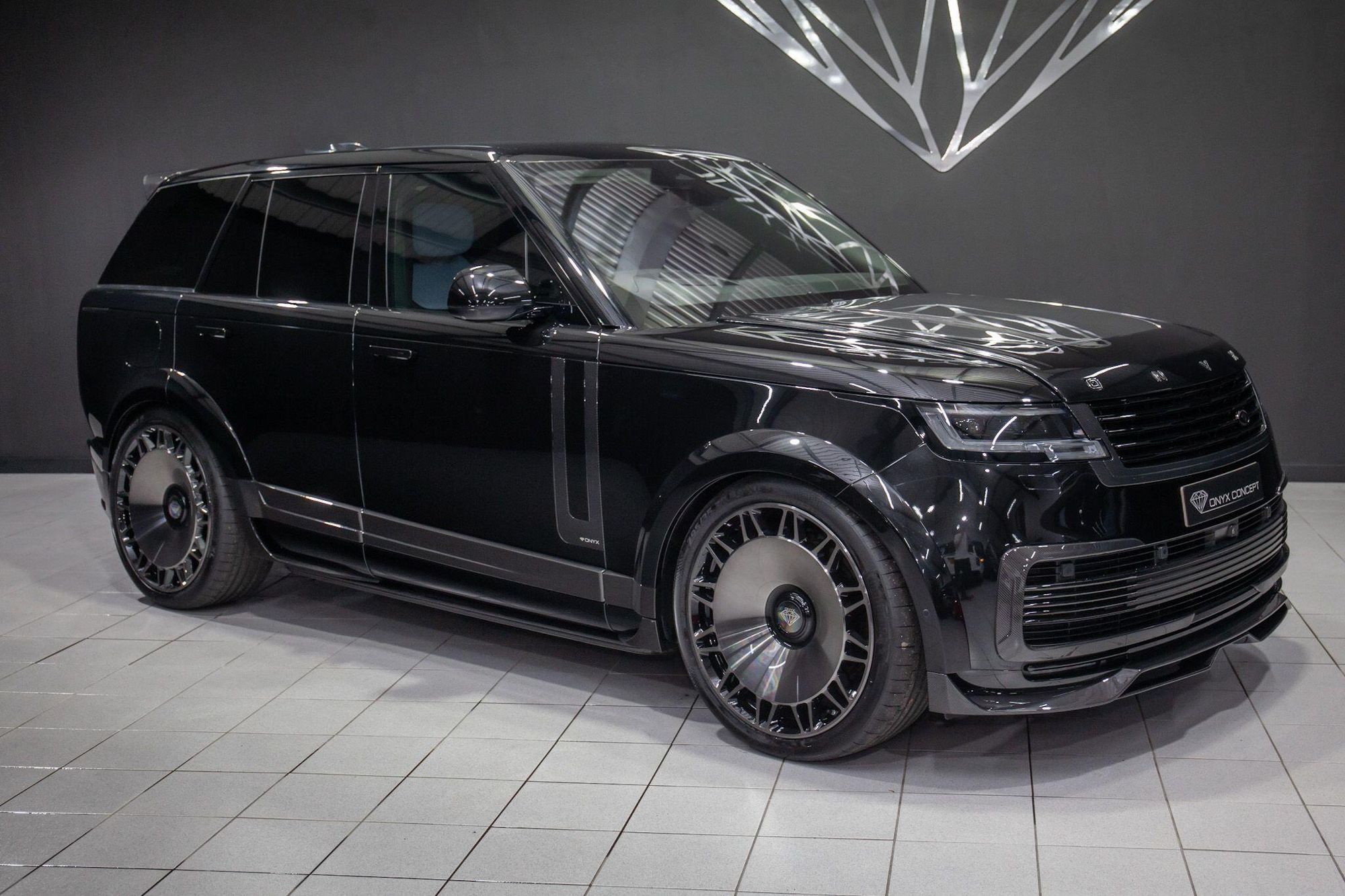 LAND ROVER RANGE ROVER SPORT ESTATE 4.4 P530 V8 Autobiography 5dr Auto for sale UK - Slide 4