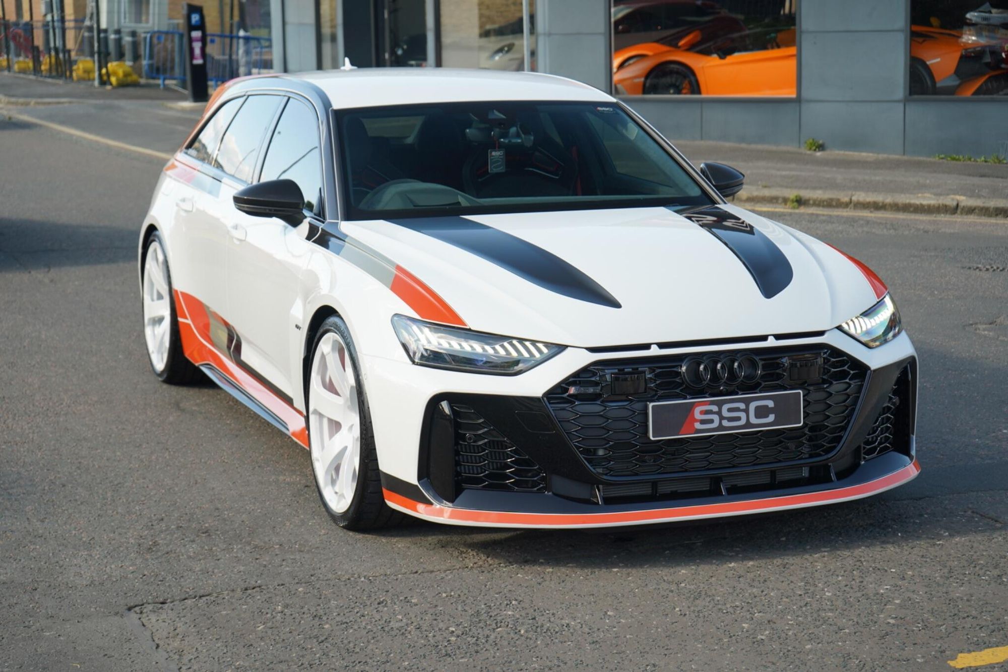 AUDI RS6 RS 6 AVANT SPECIAL EDITION RS 6 TFSI Quattro GT 5dr Tiptronic for sale UK - Slide 5