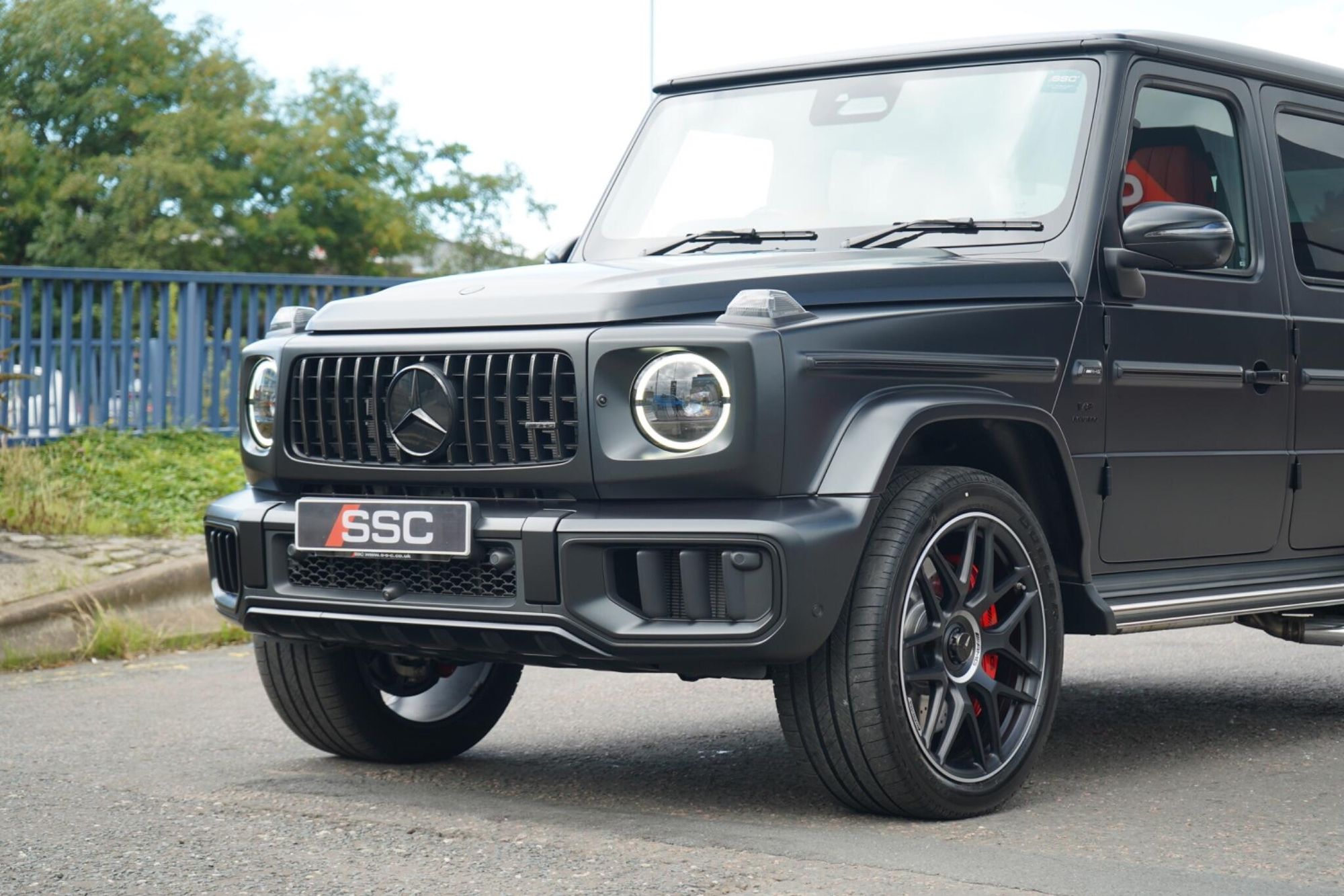 MERCEDES-BENZ G CLASS AMG STATION WAGON SPECIAL EDITIONS G63 Magno Edition 5dr 9G-Tronic for sale UK - Slide 8
