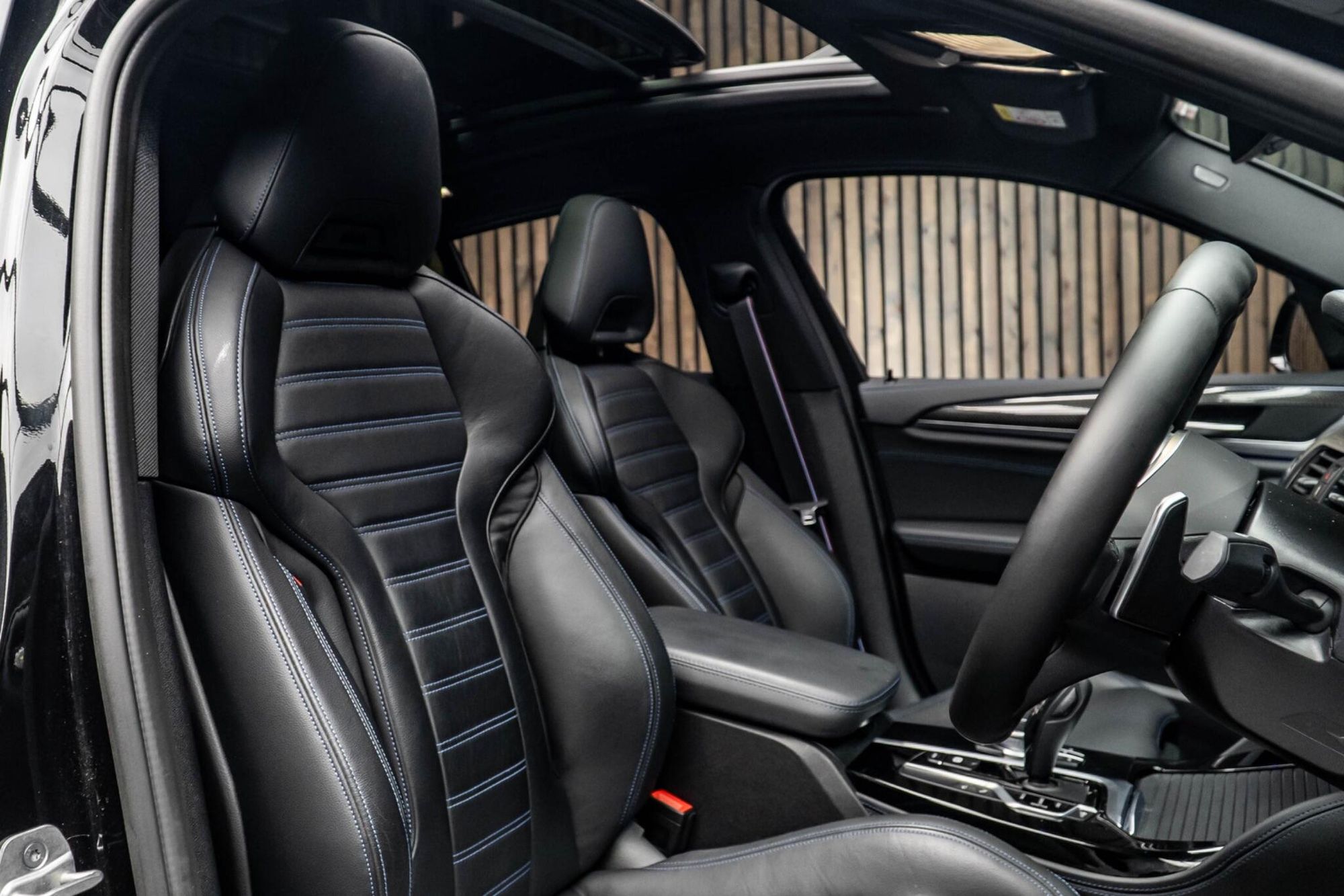 BMW X4 DIESEL ESTATE xDrive M40d MHT 5dr Auto for sale UK - Slide 2