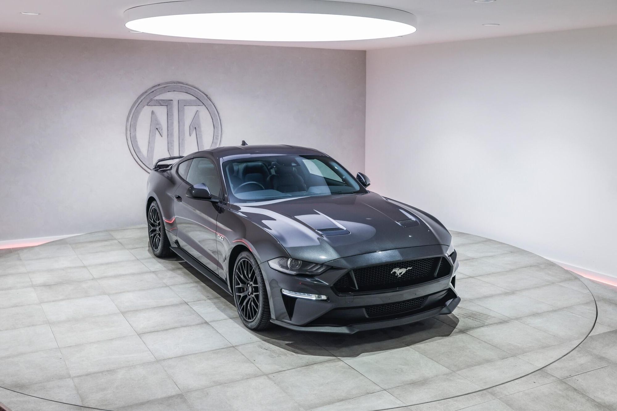 FORD MUSTANG FASTBACK 5.0 V8 GT 2dr Auto for sale UK - Slide 8