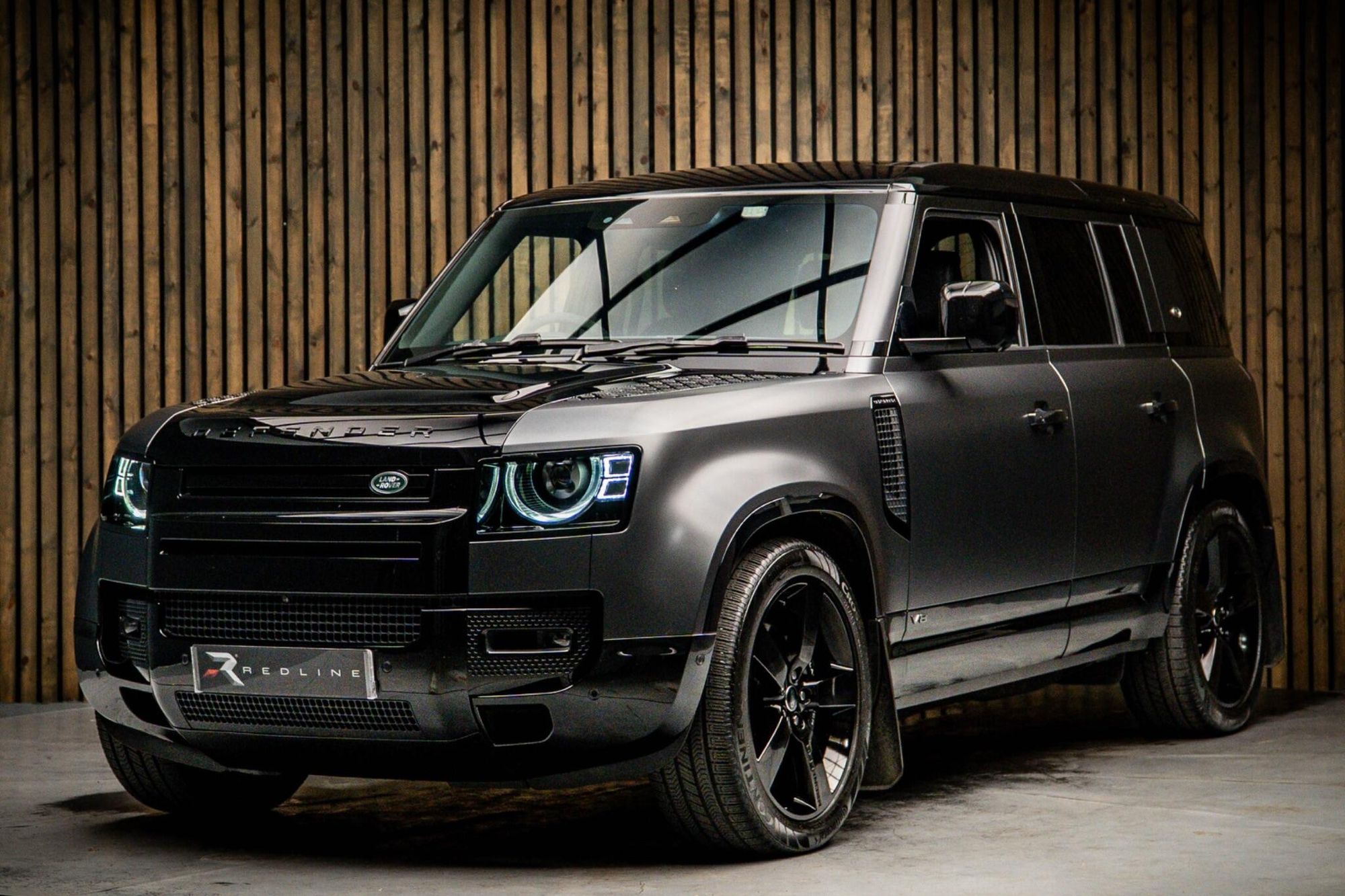 LAND ROVER DEFENDER ESTATE SPECIAL EDITIONS 5.0 P525 V8 Carpathian Edition 110 5dr Auto for sale UK - Slide 8