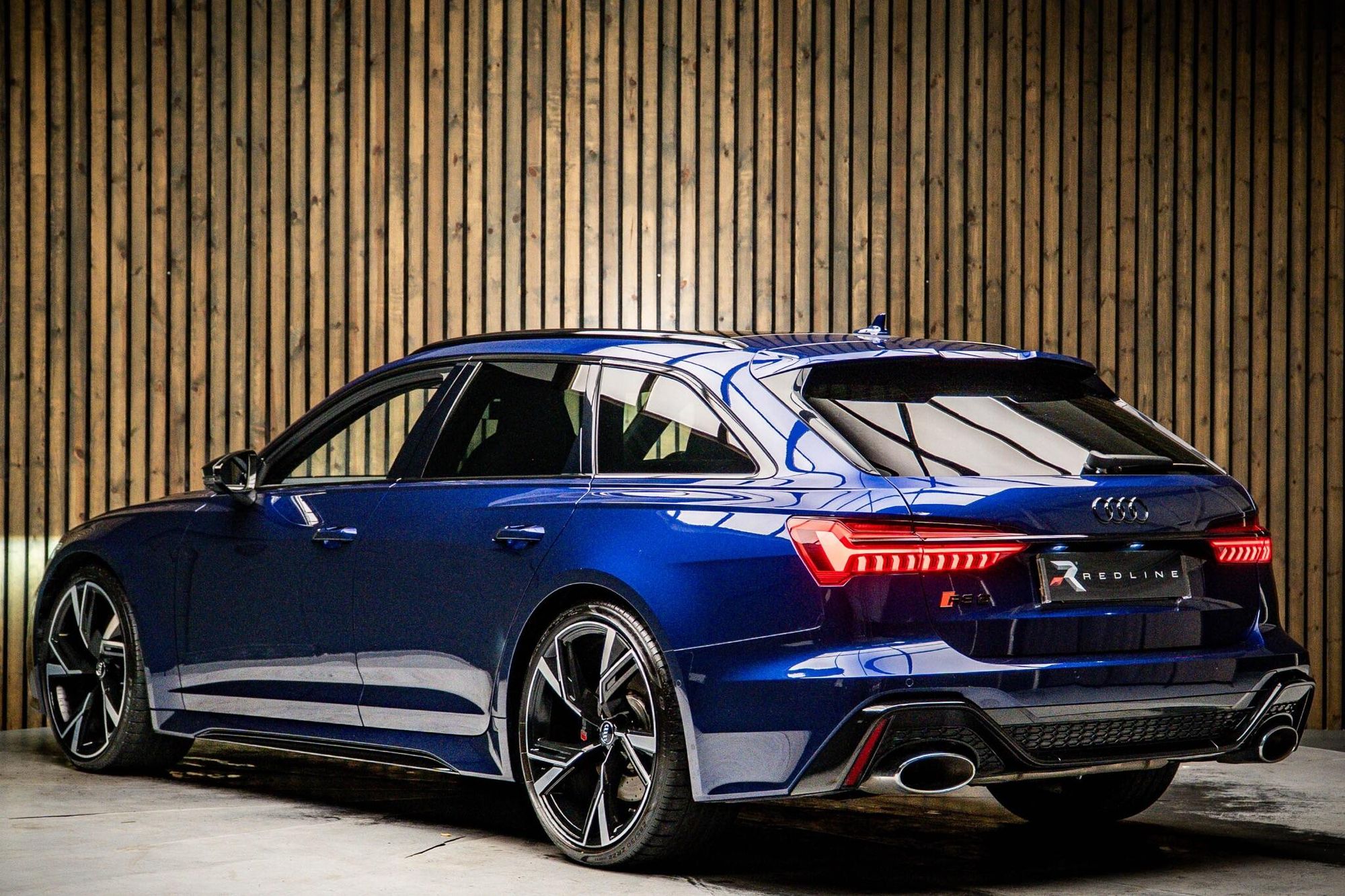 AUDI RS6 RS 6 AVANT RS 6 TFSI Quattro 5dr Tiptronic for sale UK - Slide 3