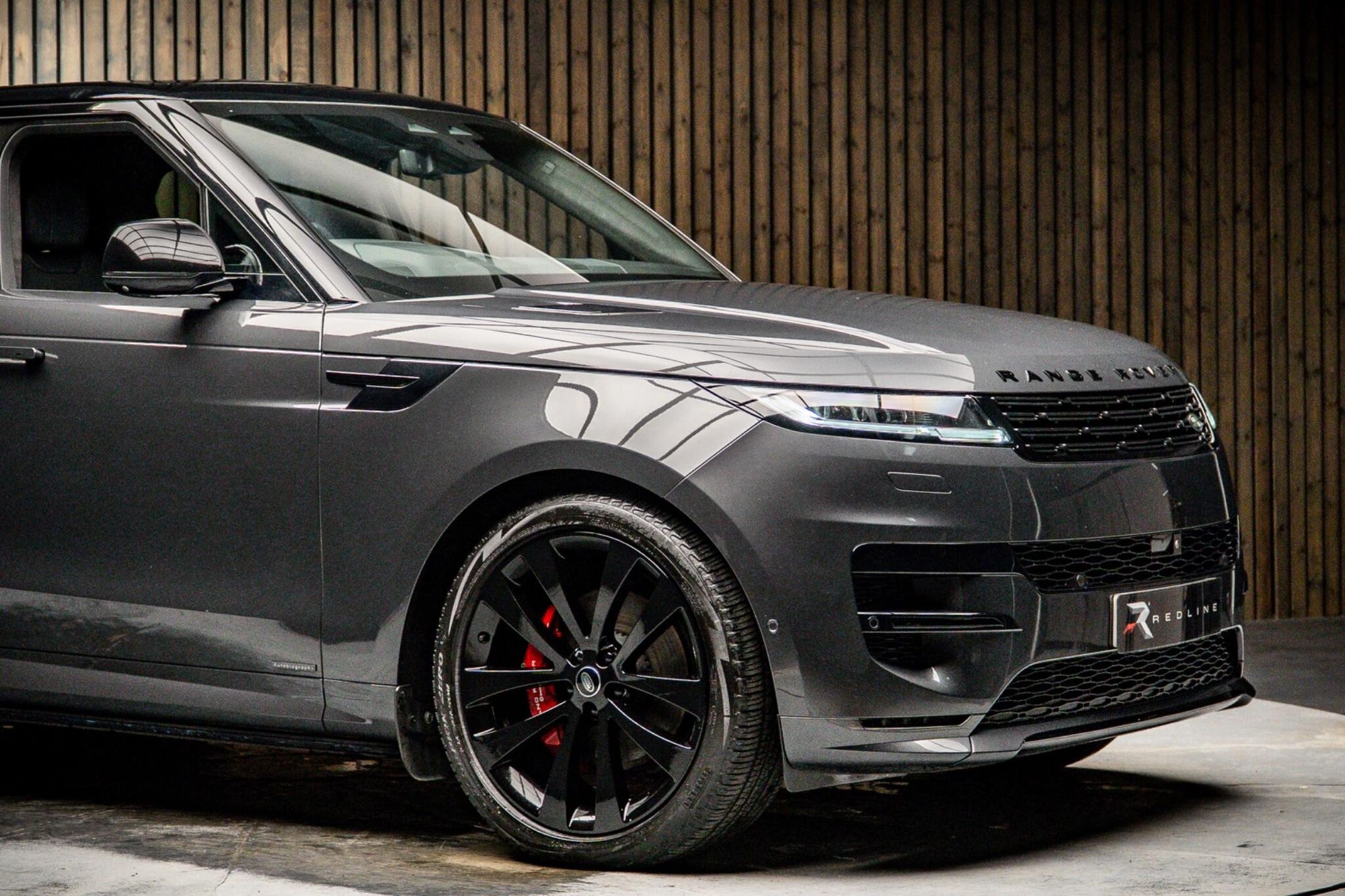 LAND ROVER RANGE ROVER SPORT DIESEL ESTATE 3.0 D300 Autobiography 5dr Auto for sale UK - Slide 10