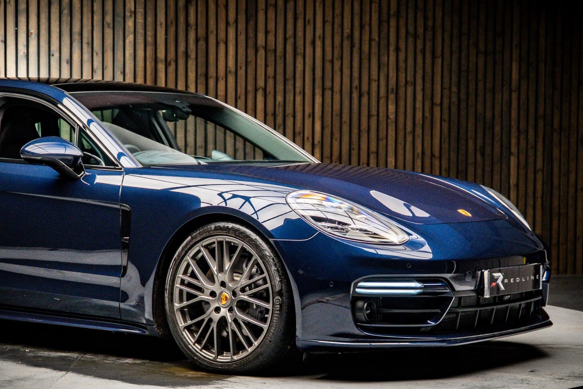 PORSCHE PANAMERA HATCHBACK SPECIAL EDITIONS 2.9 V6 4 Platinum Edition E-Hybrid 5dr PDK for sale UK - Slide 10