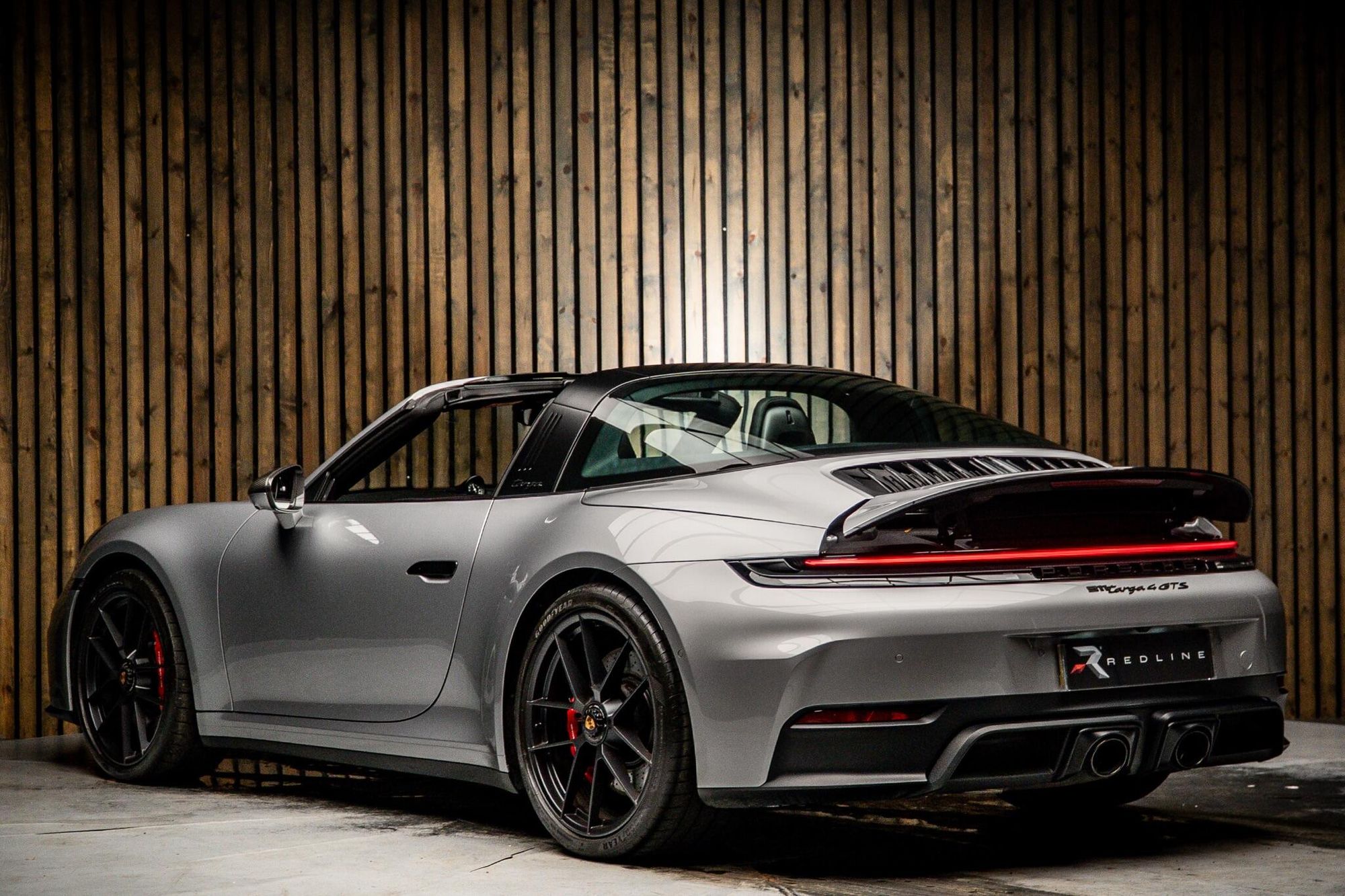 PORSCHE 911 [992] TARGA 4 GTS t-Hybrid 2dr PDK for sale UK - Slide 3