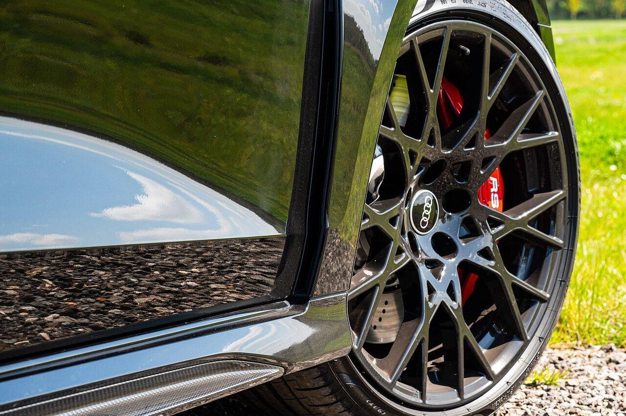 AUDI RS3 RS 3 SALOON RS 3 TFSI Quattro Carbon Vorsprung 4dr S Tronic for sale UK - Slide 8