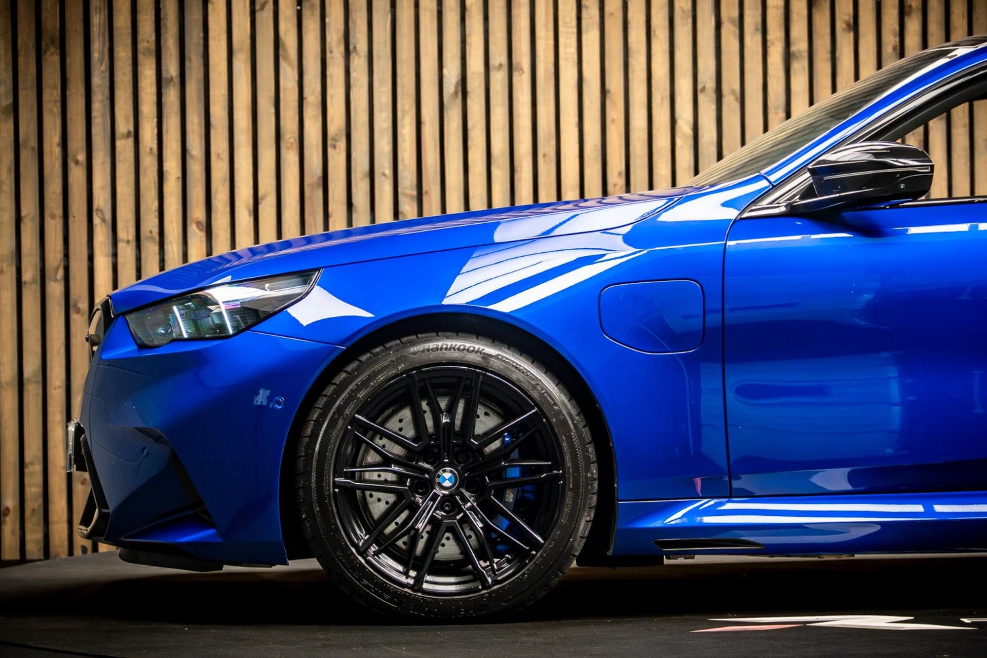 BMW M5 Touring 4.4 22.1kWh 5 Door Auto for sale UK - Slide 9