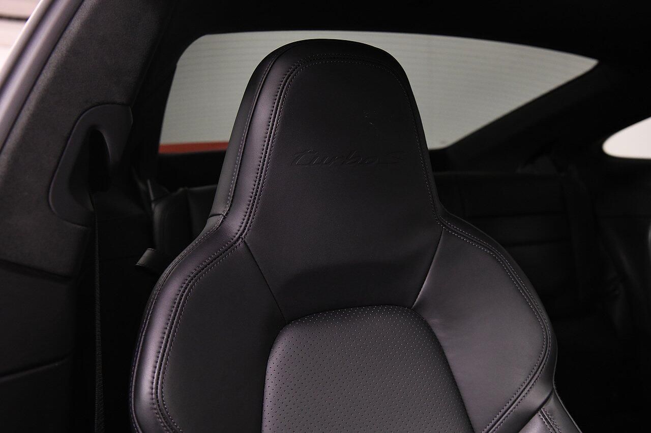 PORSCHE 911 [992] TURBO COUPE S 2dr PDK for sale UK - Slide 9