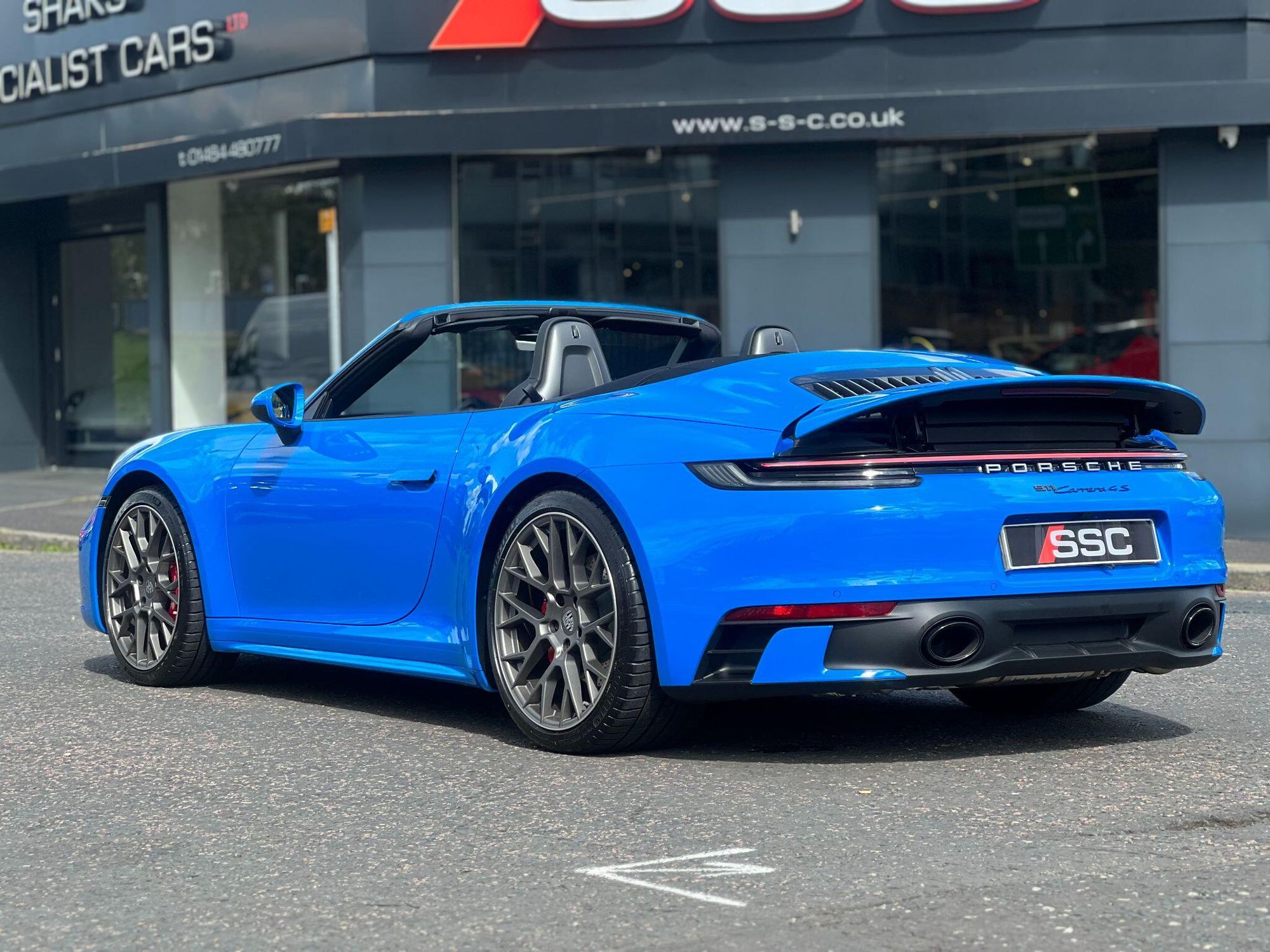 PORSCHE 911 [992] CARRERA 4 CABRIOLET S 2dr PDK for sale UK - Slide 2