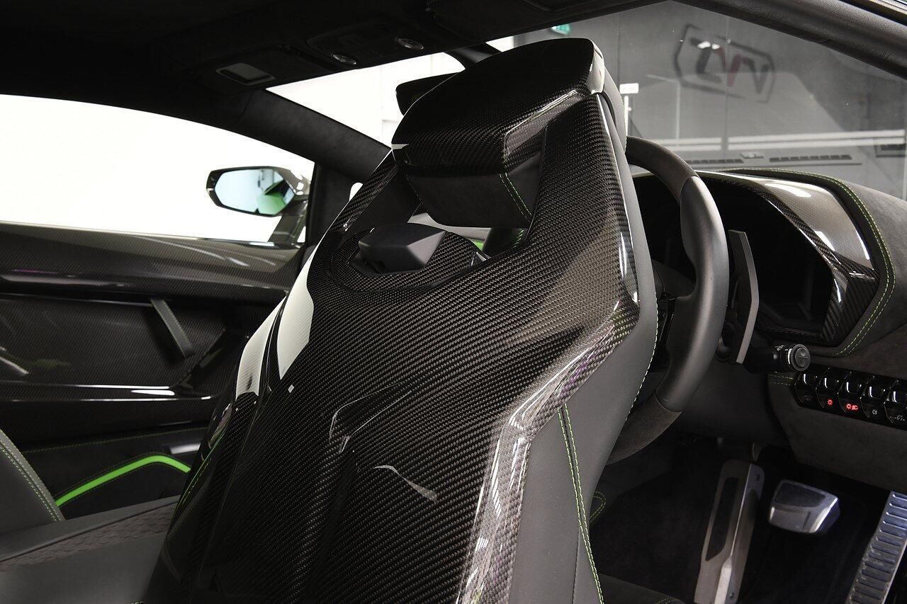 LAMBORGHINI AVENTADOR COUPE LP 780-4 Ultimae 2dr ISR for sale UK - Slide 10