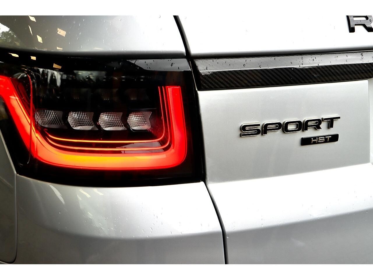 LAND ROVER RANGE ROVER SPORT ESTATE 3.0 P400 HST 5dr Auto for sale UK - Slide 6