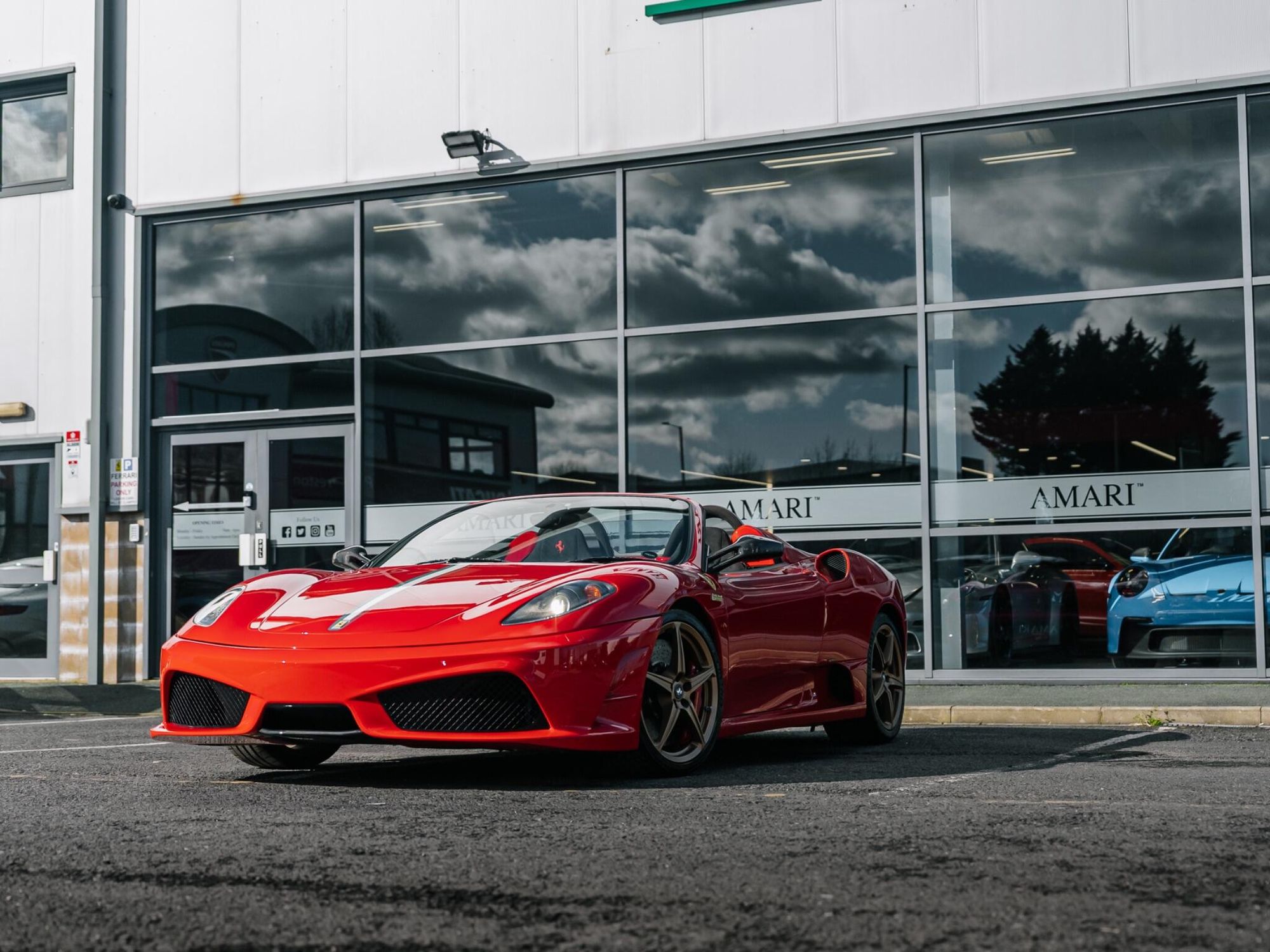 Ferrari Scuderia Spider for sale UK - Slide 5