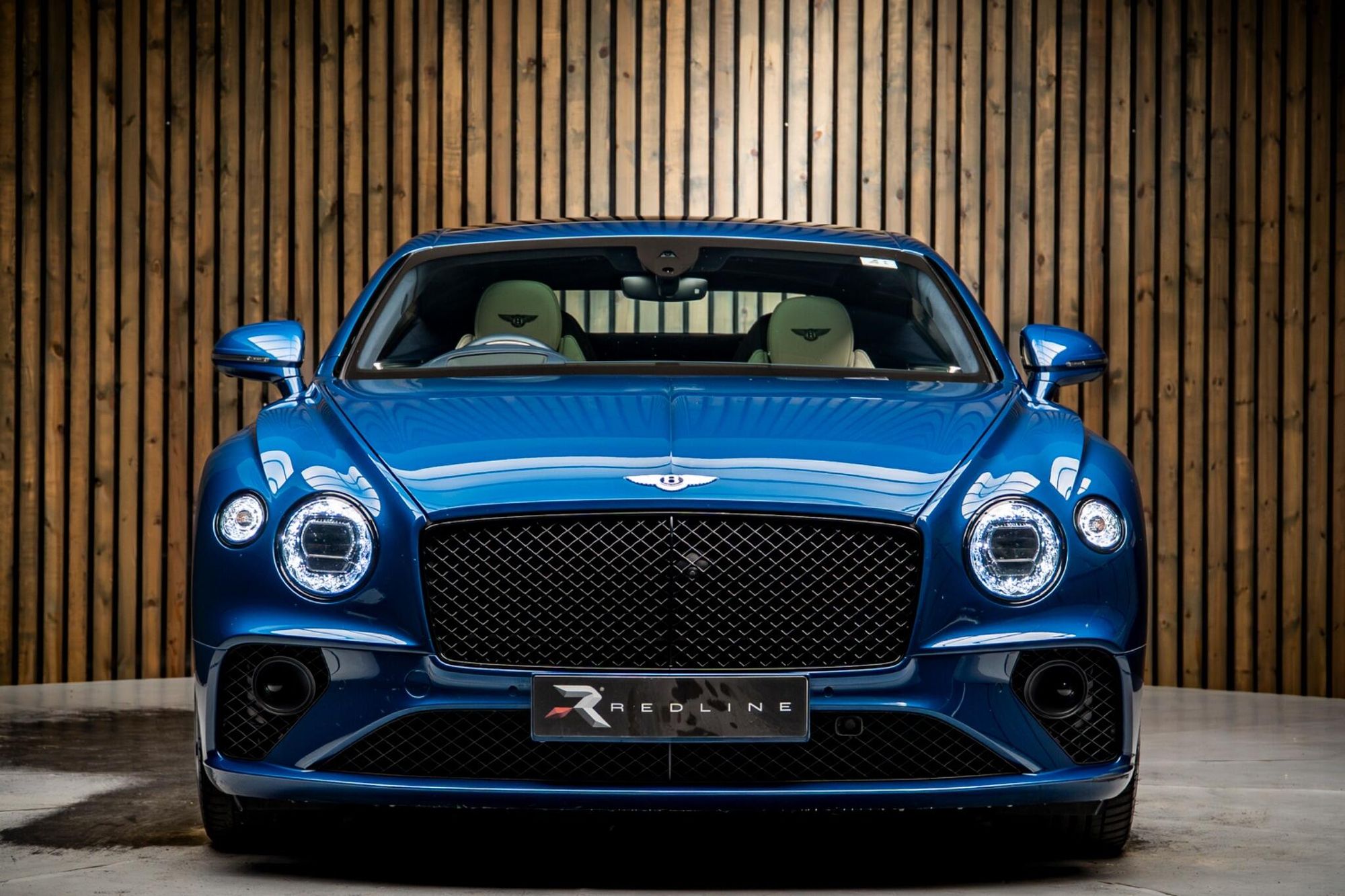 BENTLEY CONTINENTAL GT COUPE 4.0 V8 Azure 2dr Auto for sale UK - Slide 5