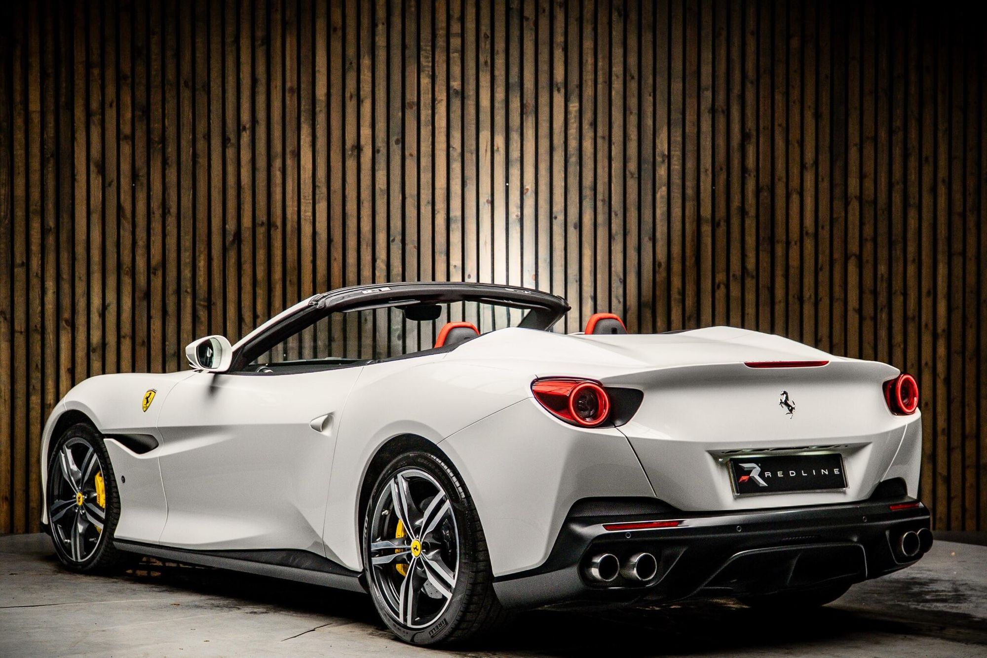 FERRARI PORTOFINO CONVERTIBLE GT 2dr Auto for sale UK - Slide 3