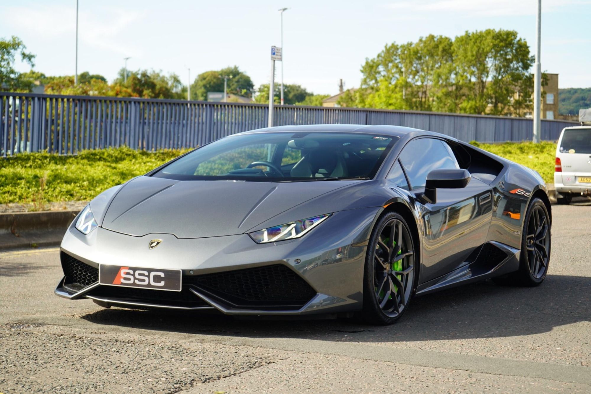 LAMBORGHINI HURACAN COUPE LP 610-4 2dr LDF for sale UK - Slide 7