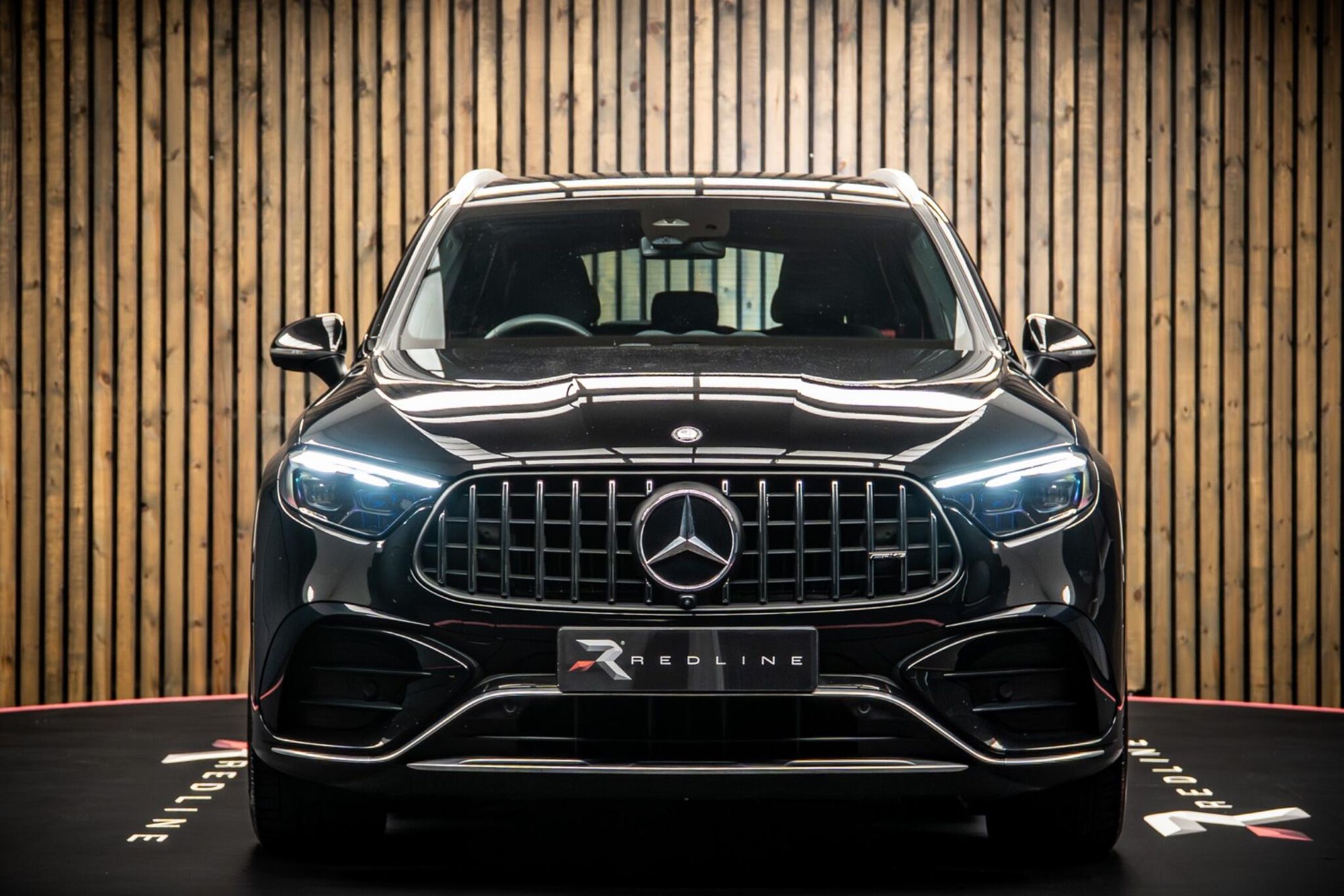 MERCEDES-BENZ GLC ESTATE GLC 300 4Matic AMG Line Premium Plus 5dr 9G-Tronic for sale UK - Slide 5