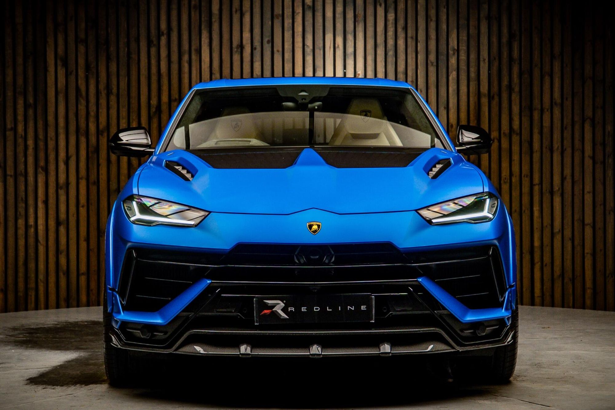 LAMBORGHINI URUS ESTATE 4.0T FSI V8 S 5dr Auto for sale UK - Slide 5