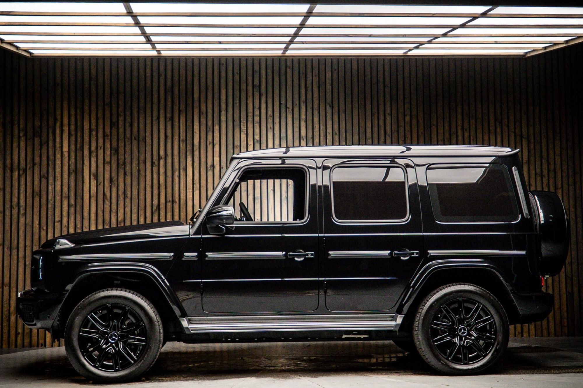 MERCEDES-BENZ G CLASS ELECTRIC STATION WAGON G 580 432kW EQ Tech AMG Line Prem+ 116kWh 5dr Auto for sale UK - Slide 7