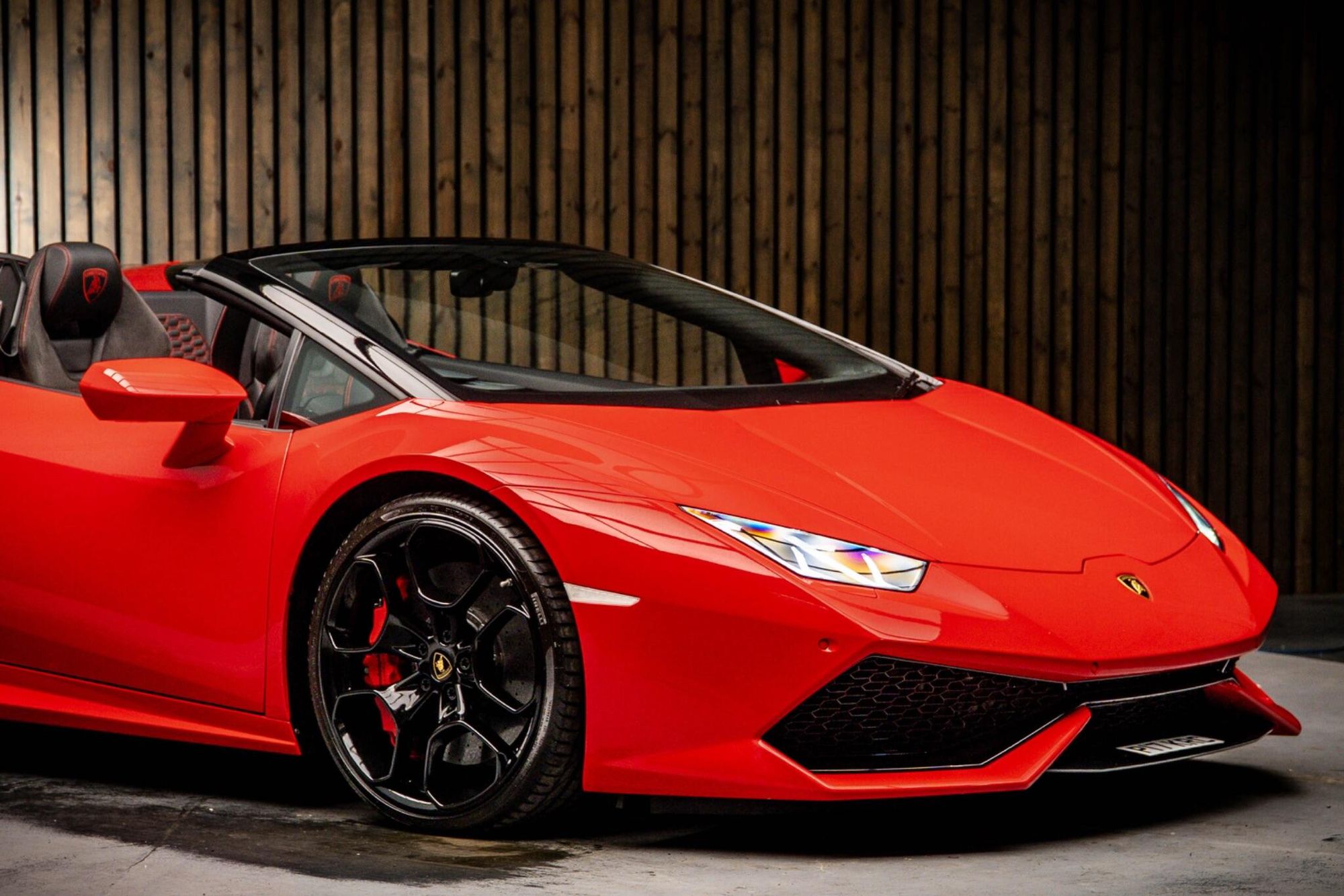 LAMBORGHINI HURACAN SPYDER LP 610-4 2dr LDF for sale UK - Slide 10