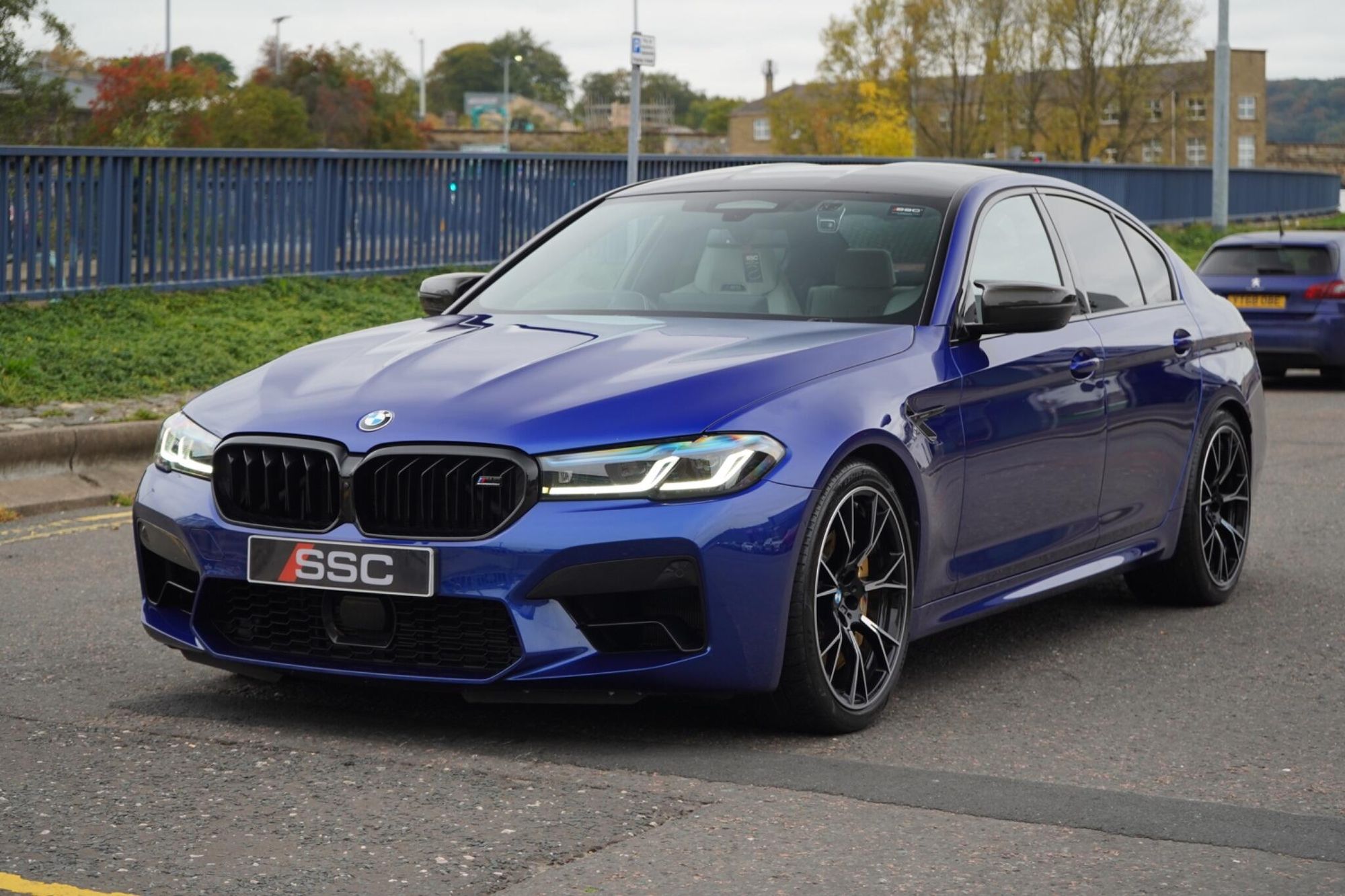 BMW M5 SALOON M5 Competition 4dr DCT for sale UK - Slide 5