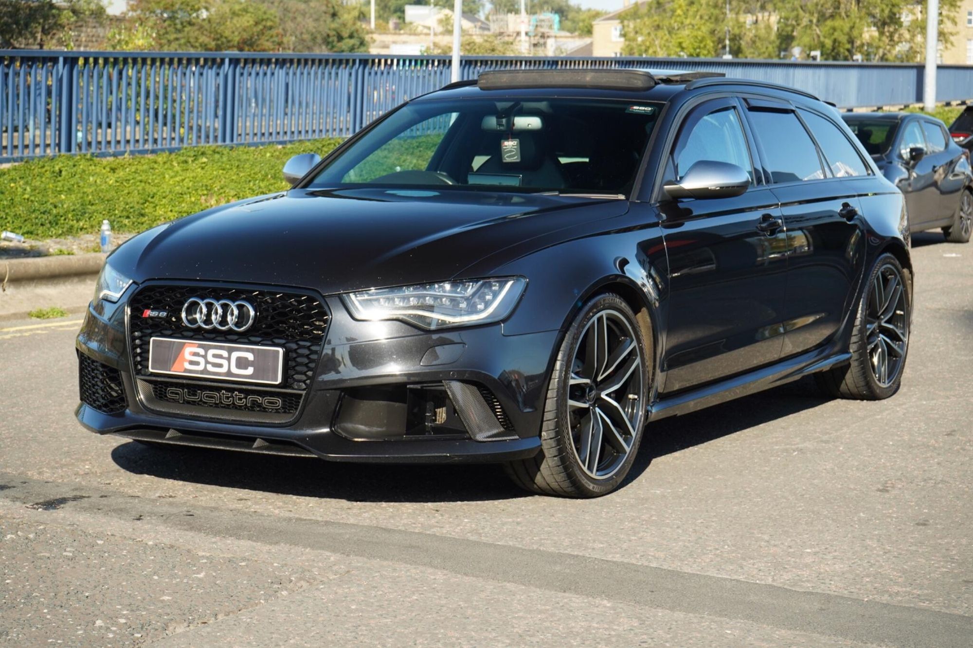 AUDI RS6 AVANT 4.0T FSI V8 Bi-Turbo RS6 Quattro 5dr Tip Auto for sale UK - Slide 7