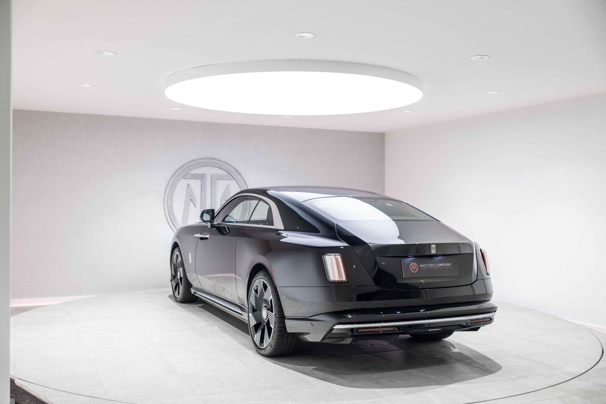 ROLLS-ROYCE SPECTRE COUPE 430kW 102kWh 2dr Auto for sale UK - Slide 9