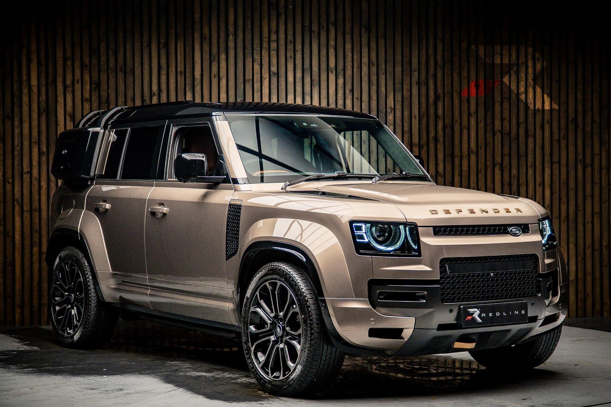 LAND ROVER DEFENDER ESTATE 4.4 P635 Octa 110 5dr Auto for sale UK