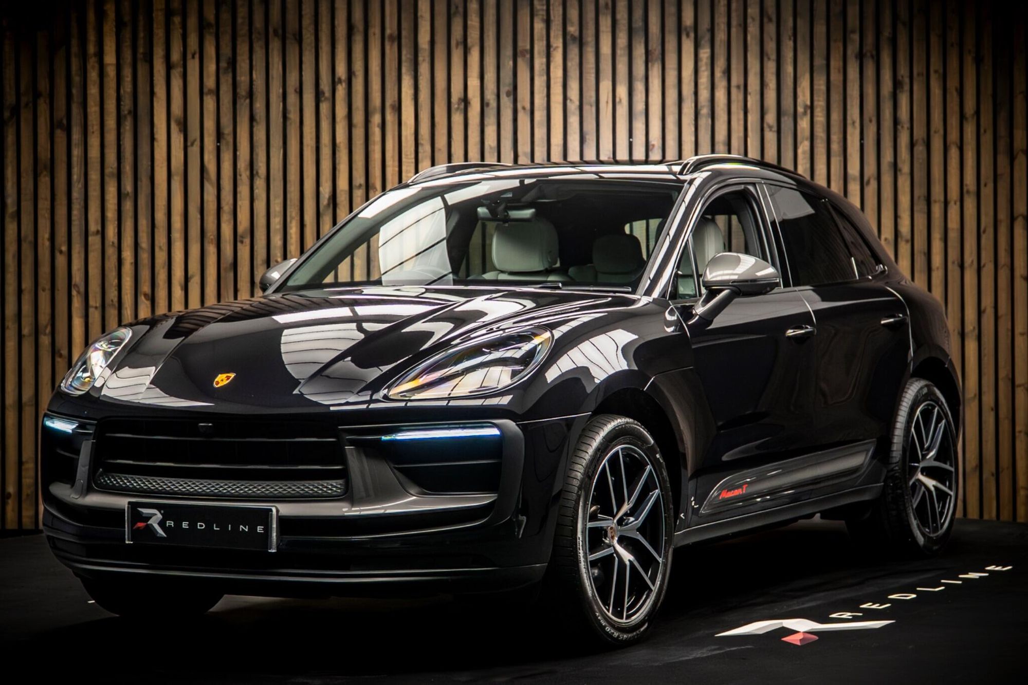 PORSCHE MACAN ESTATE T 5dr PDK for sale UK - Slide 8