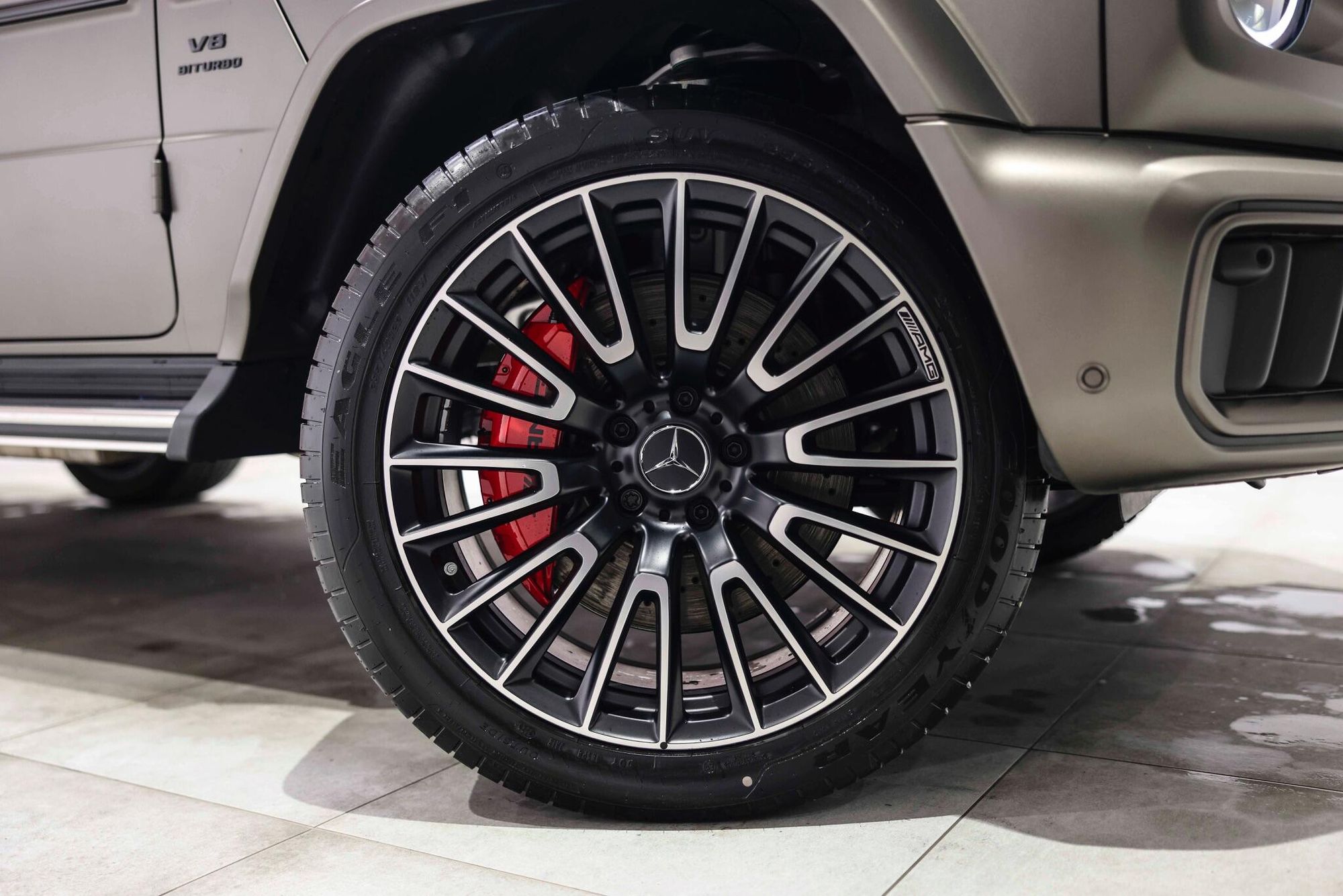 MERCEDES-BENZ G CLASS AMG STATION WAGON SPECIAL EDITIONS G63 Magno Edition 5dr 9G-Tronic for sale UK - Slide 4