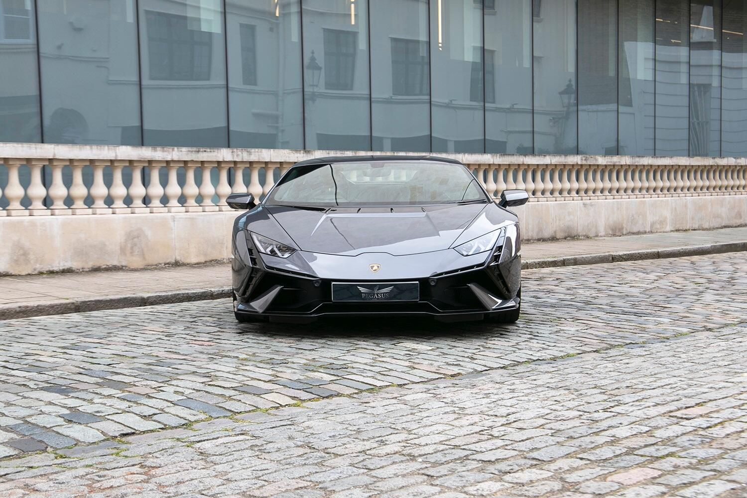 LAMBORGHINI HURACAN COUPE LP 640-4 Performante 2dr LDF for sale UK - Slide 5