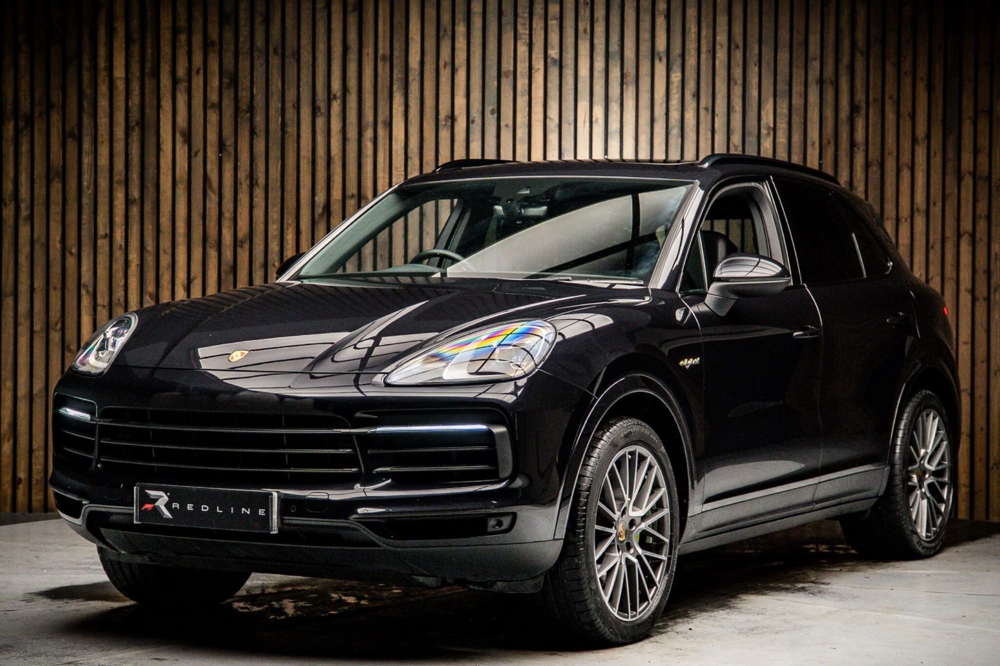 PORSCHE CAYENNE ESTATE E-Hybrid 5dr Tiptronic S for sale UK - Slide 8