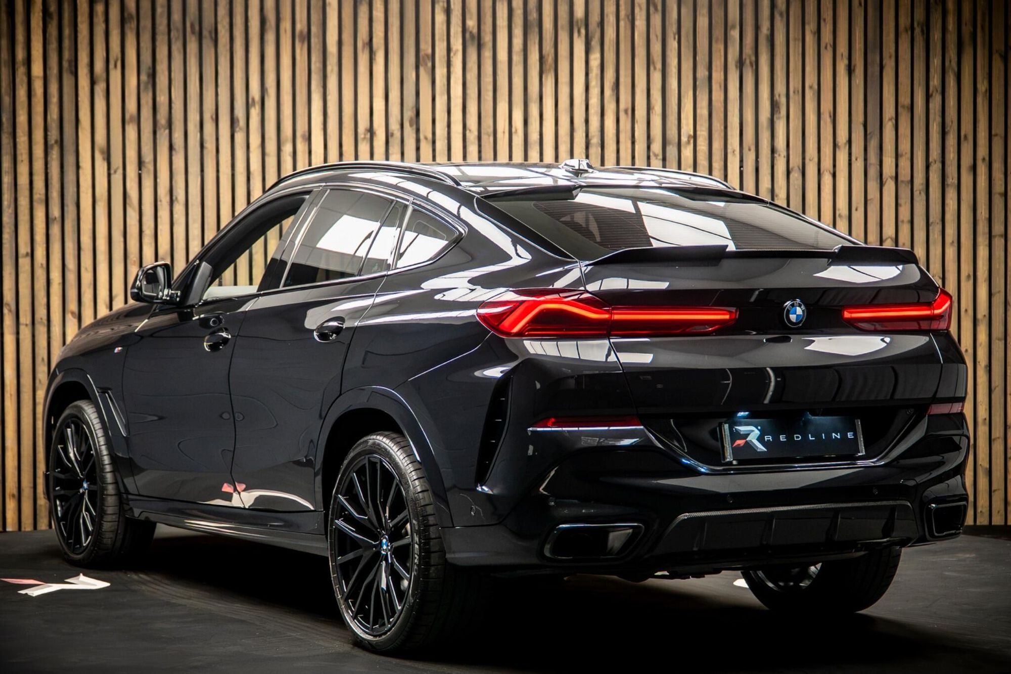 BMW X6 DIESEL ESTATE xDrive40d MHT M Sport 5dr Step Auto for sale UK - Slide 3