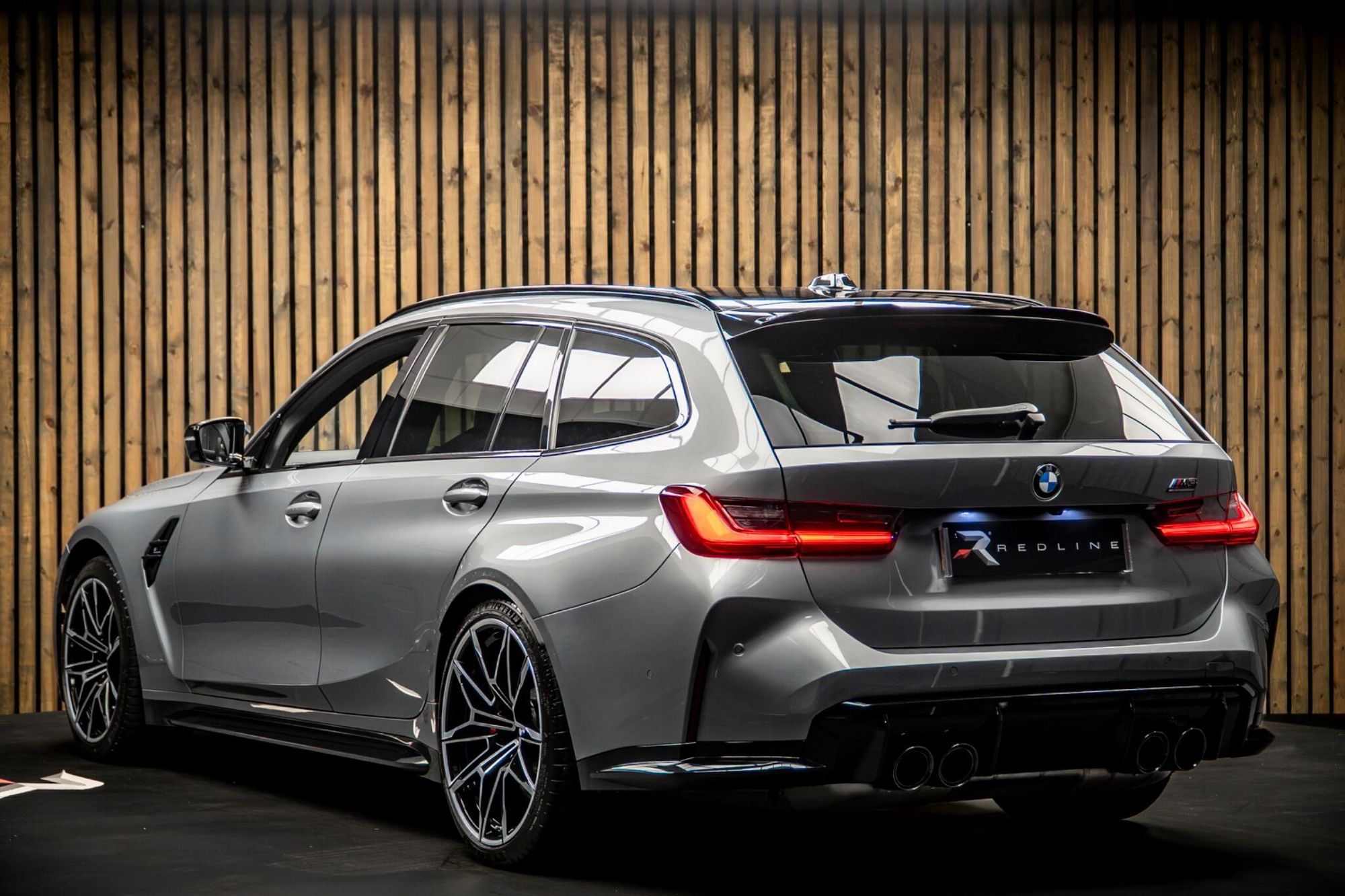 BMW M3 TOURING M3 xDrive 530 Competition M 5dr Step Auto for sale UK - Slide 3