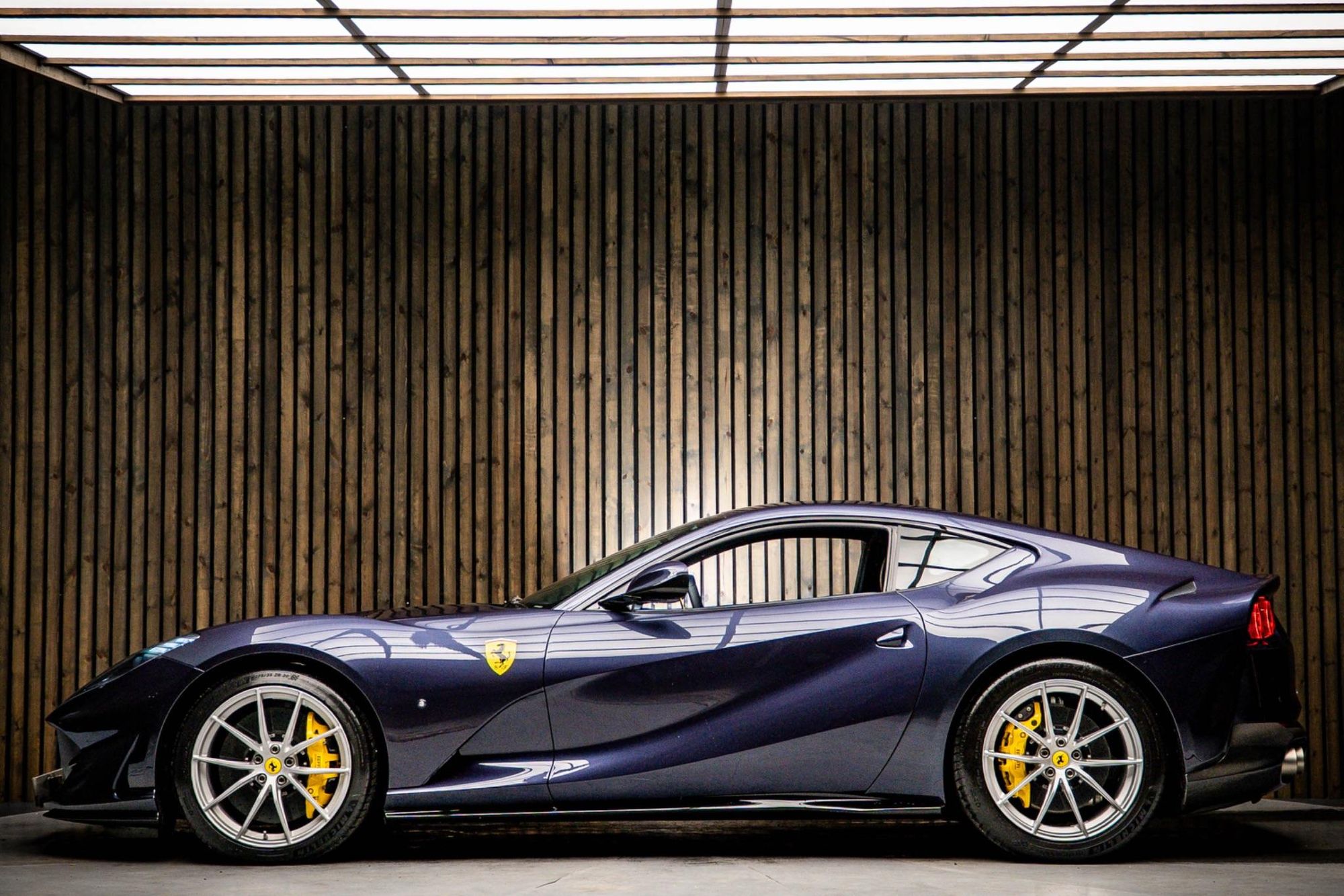 FERRARI 812 SUPERFAST COUPE 2dr Auto for sale UK - Slide 7