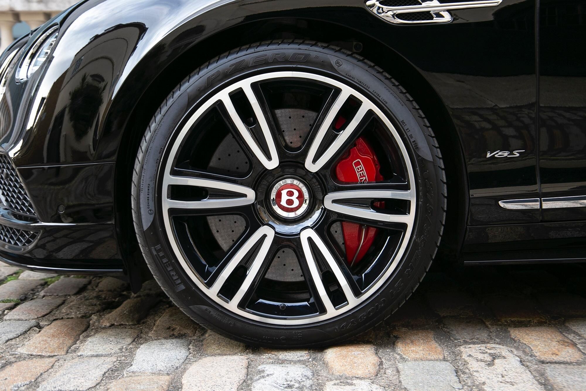 BENTLEY CONTINENTAL GTC CONVERTIBLE 4.0 V8 S 2dr Auto for sale UK - Slide 9