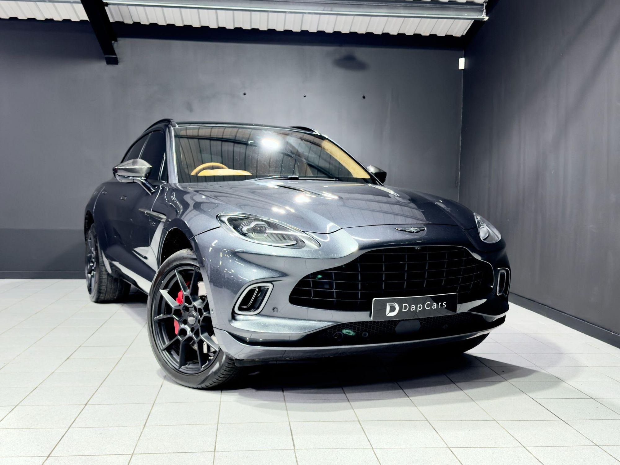 ASTON MARTIN DBX ESTATE V8 DBX707 5dr Touchtronic for sale UK - Slide 8