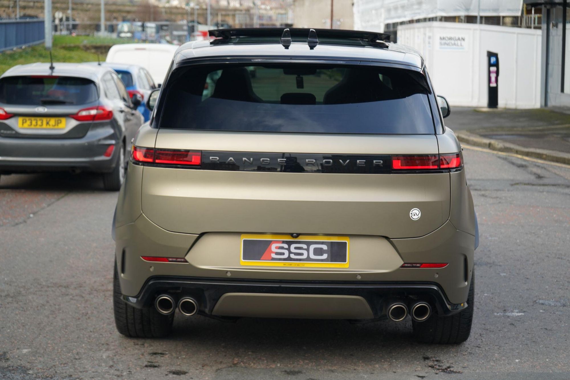 LAND ROVER RANGE ROVER SPORT ESTATE SPECIAL EDITIONS 4.4 P635 V8 SV Edition One 5dr Auto [Gloss] for sale UK - Slide 10
