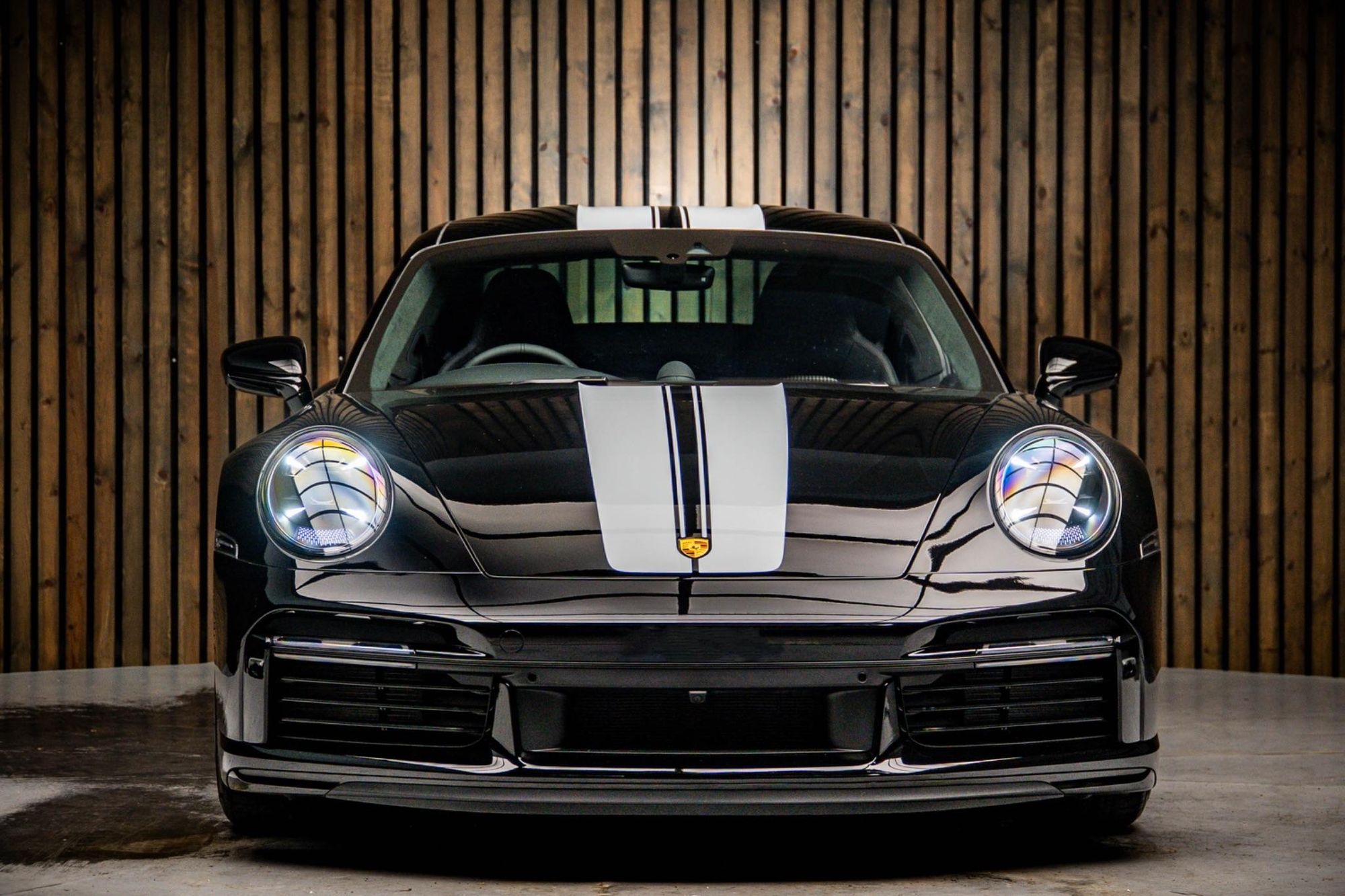 PORSCHE 911 [992] TURBO COUPE SPECIAL EDITIONS Sport Classic 2dr for sale UK - Slide 5